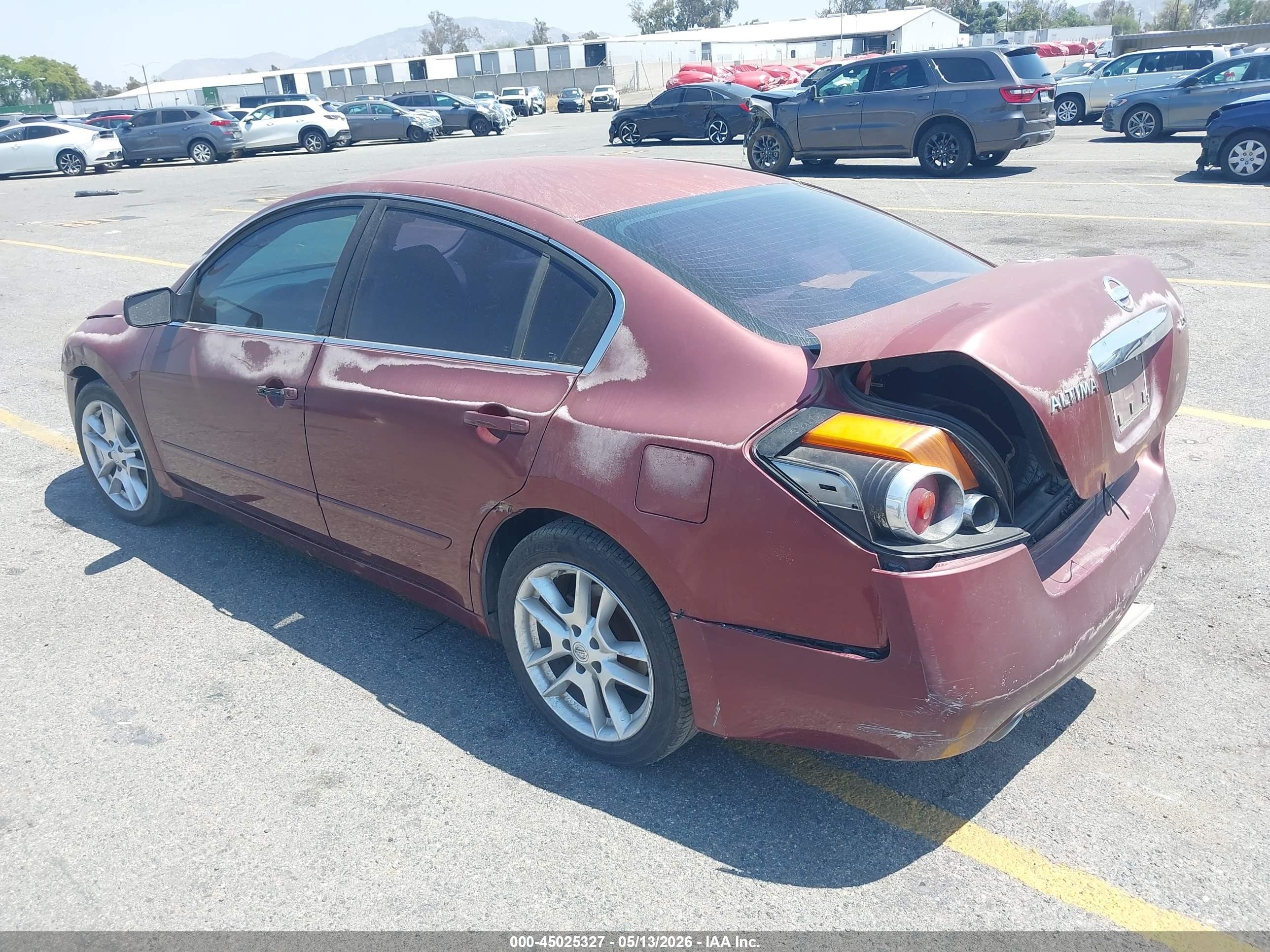 2010 Nissan Altima 2.5 S Burgundy vin: 1N4AL2AP7AN457658