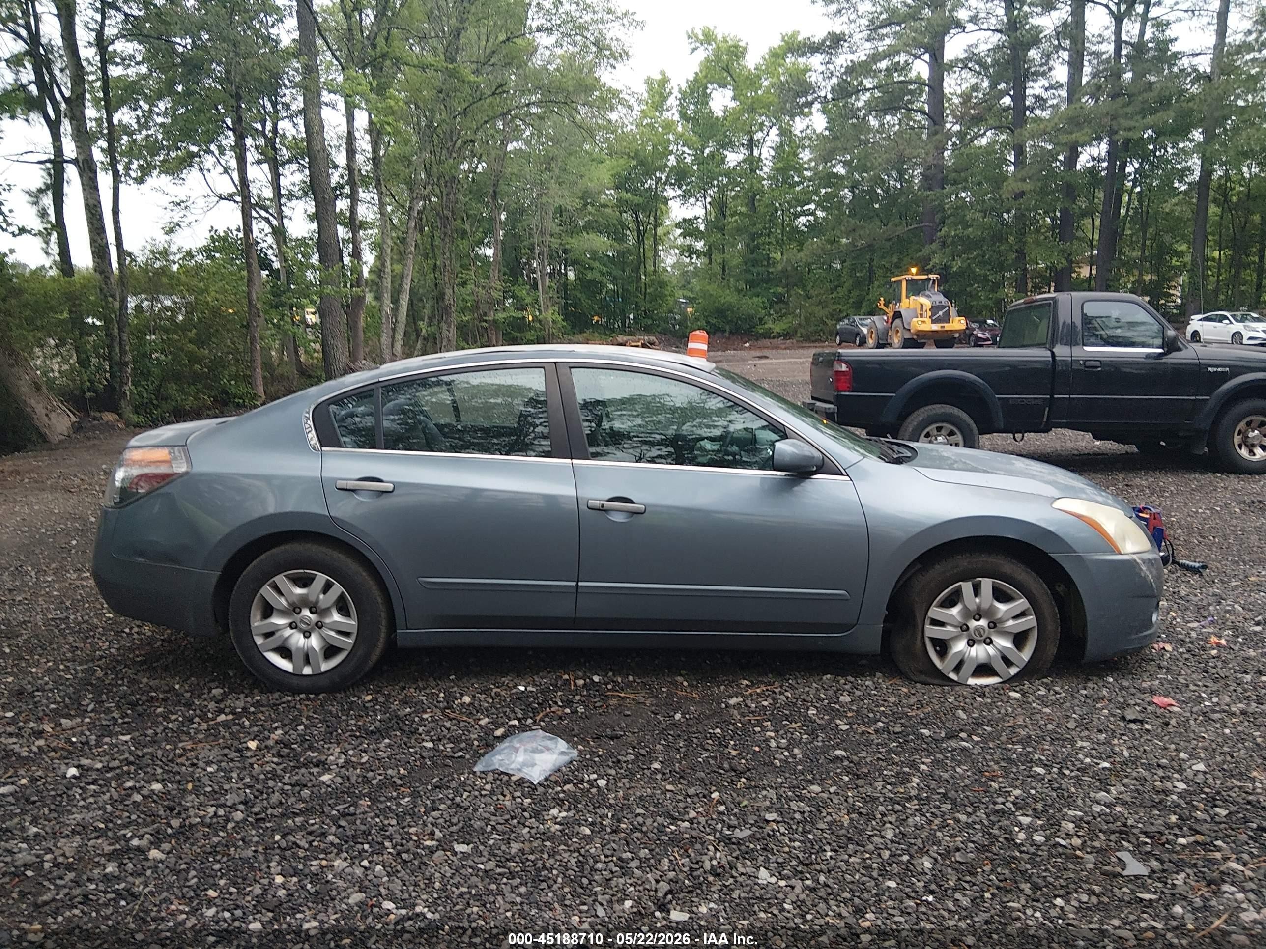 2010 Nissan Altima 2.5 S Blue vin: 1N4AL2AP7AN463539