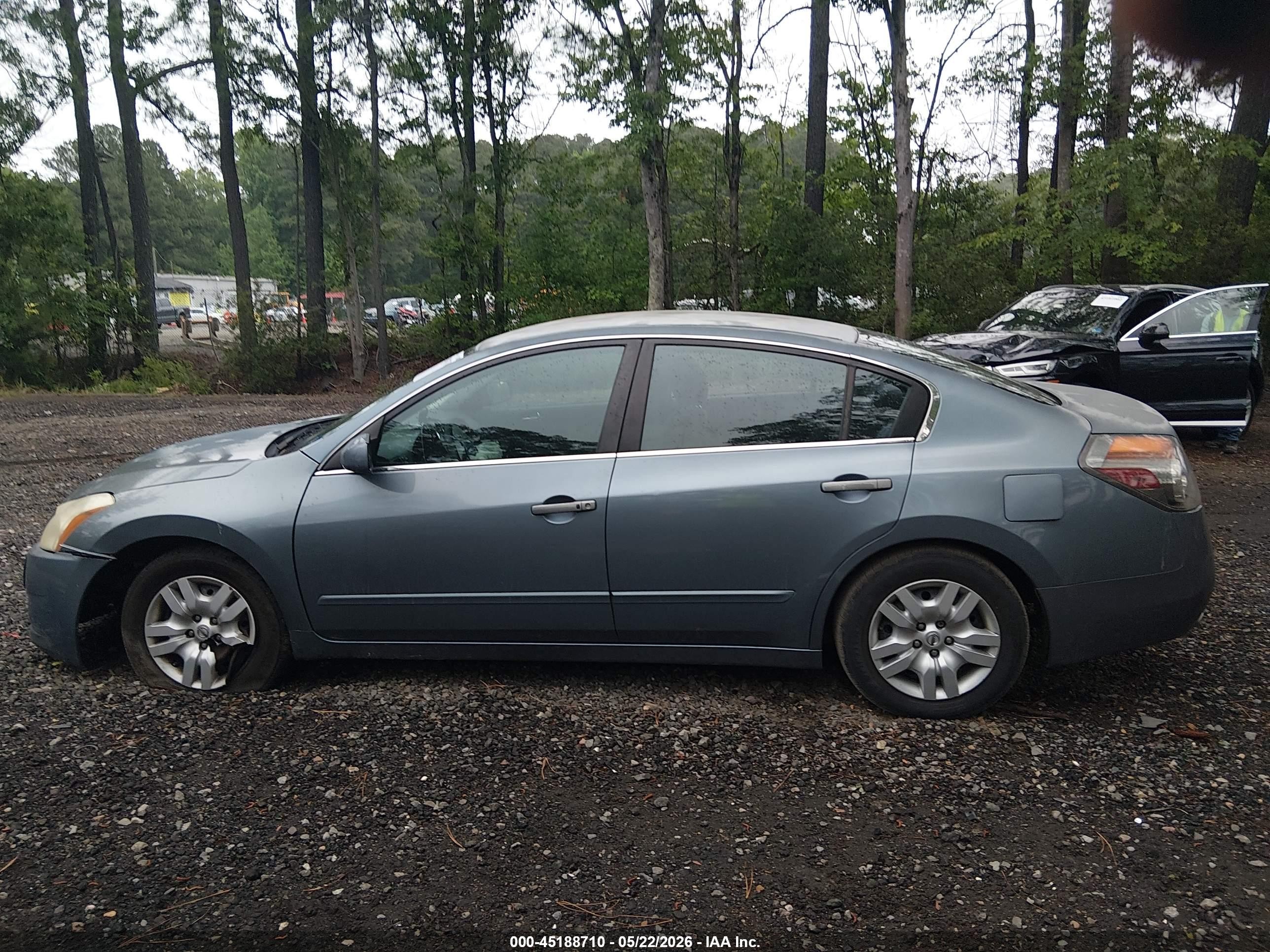 2010 Nissan Altima 2.5 S Blue vin: 1N4AL2AP7AN463539