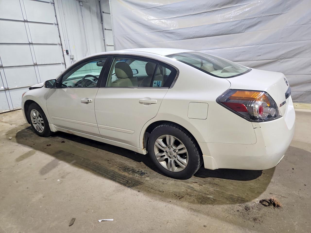 2010 Nissan Altima 2.5 White vin: 1N4AL2AP7AN472290