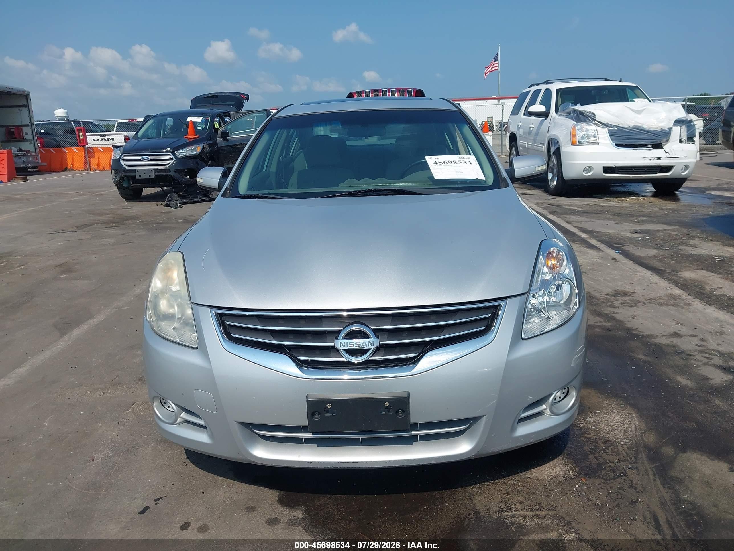 2010 Nissan Altima 2.5 S Серебряный vin: 1N4AL2AP7AN489123