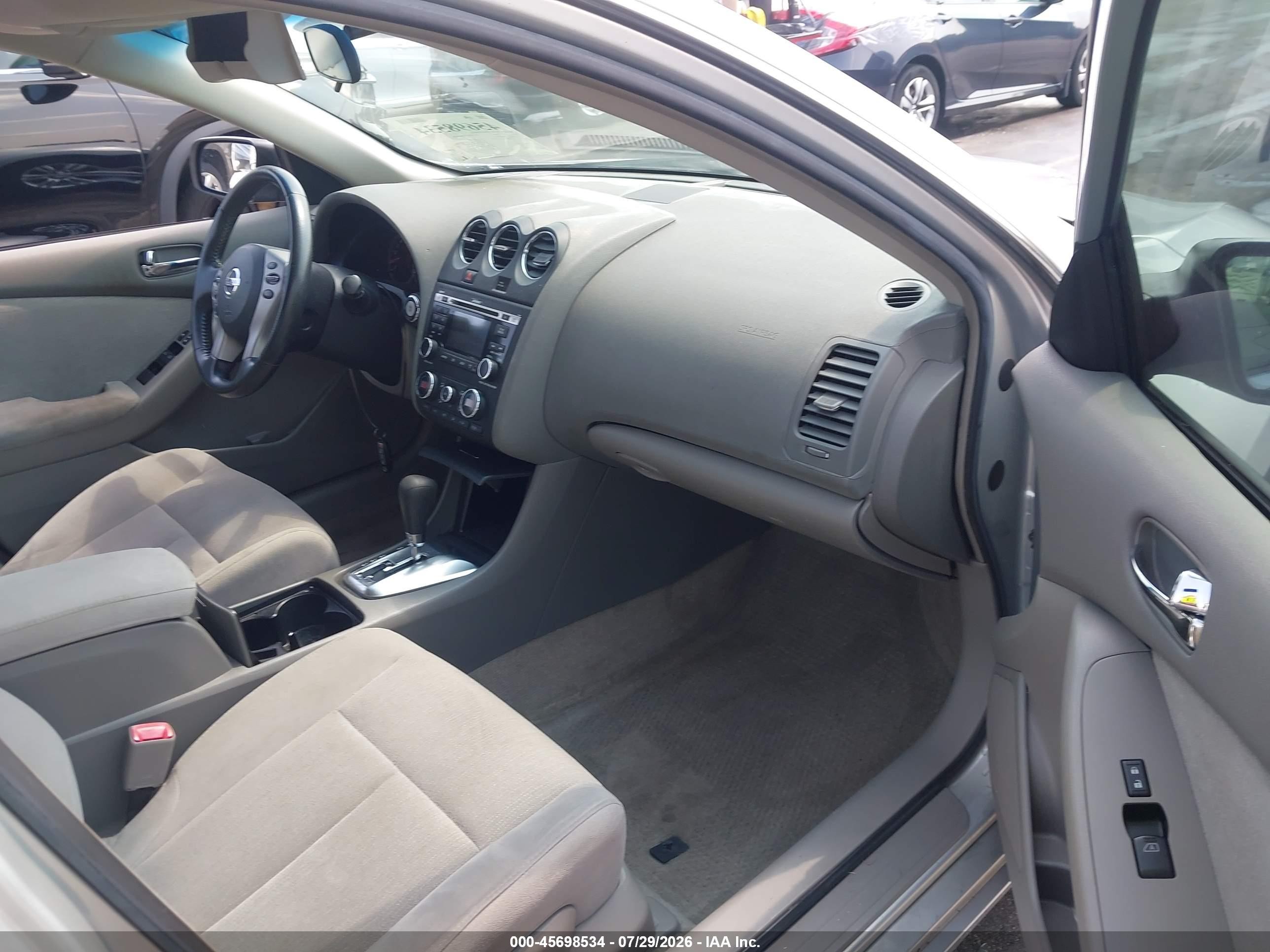 2010 Nissan Altima 2.5 S Серебряный vin: 1N4AL2AP7AN489123