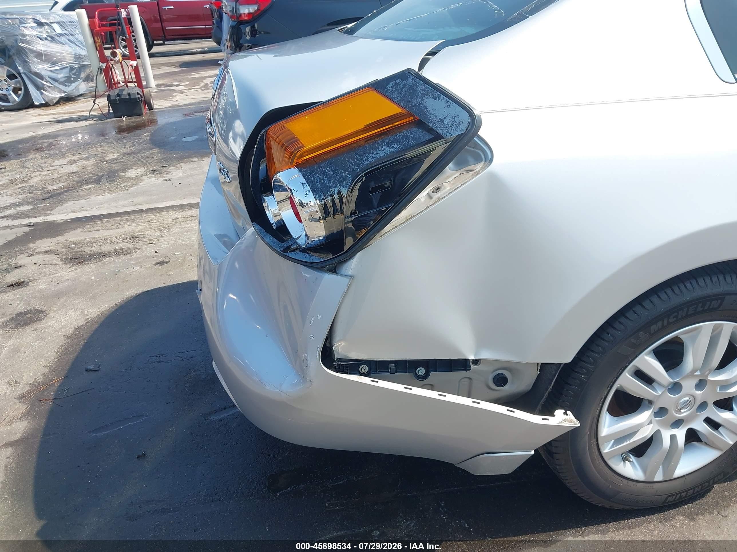 2010 Nissan Altima 2.5 S Серебряный vin: 1N4AL2AP7AN489123