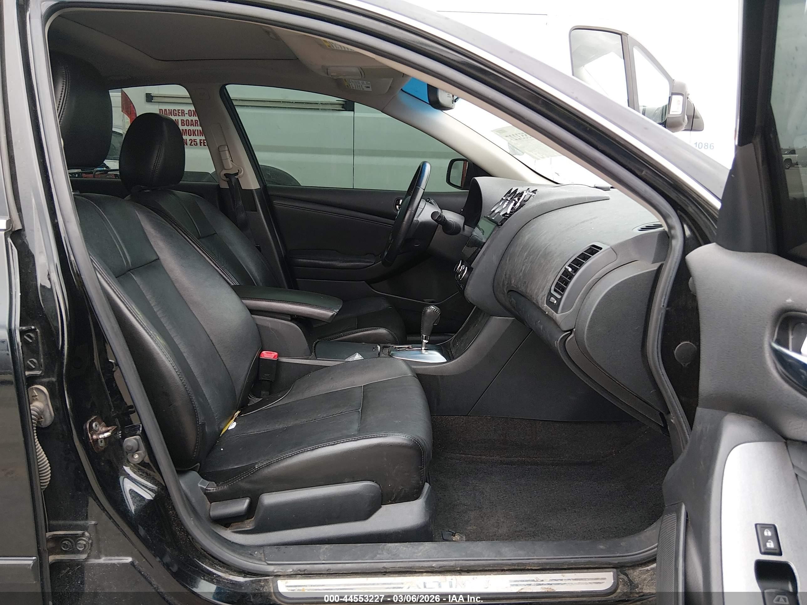 2010 Nissan Altima 2.5 S Black vin: 1N4AL2AP7AN496668