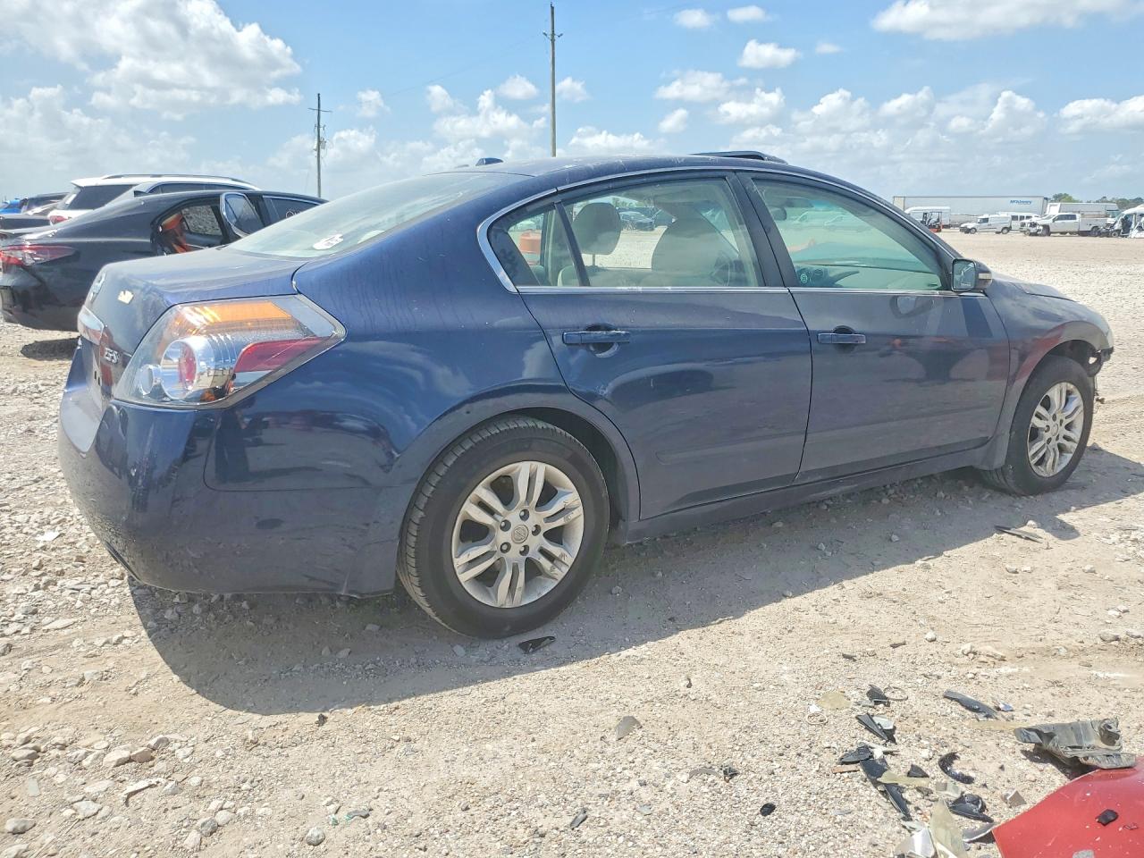 2010 Nissan Altima 2.5 Blue vin: 1N4AL2AP7AN500704