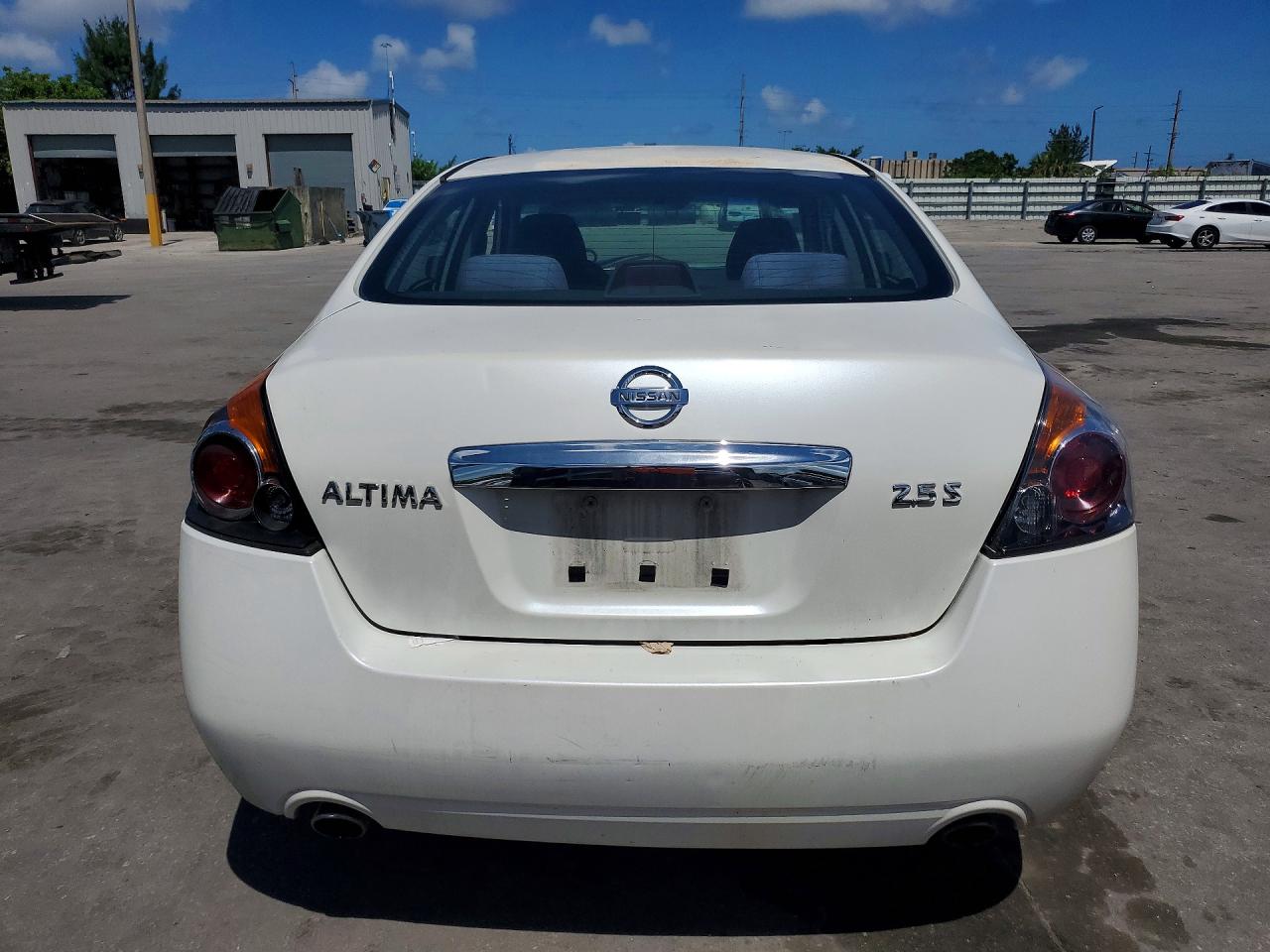 2010 Nissan Altima 2.5 White vin: 1N4AL2AP7AN521813