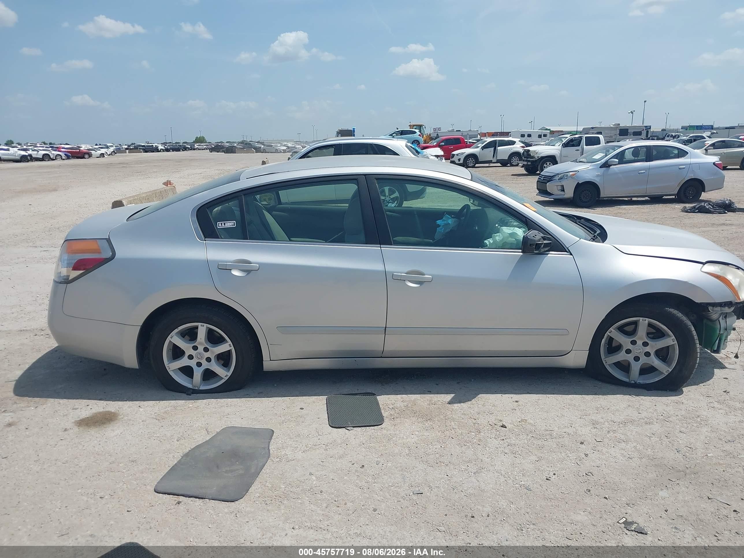 2010 Nissan Altima 2.5 Silver vin: 1N4AL2AP7AN548316