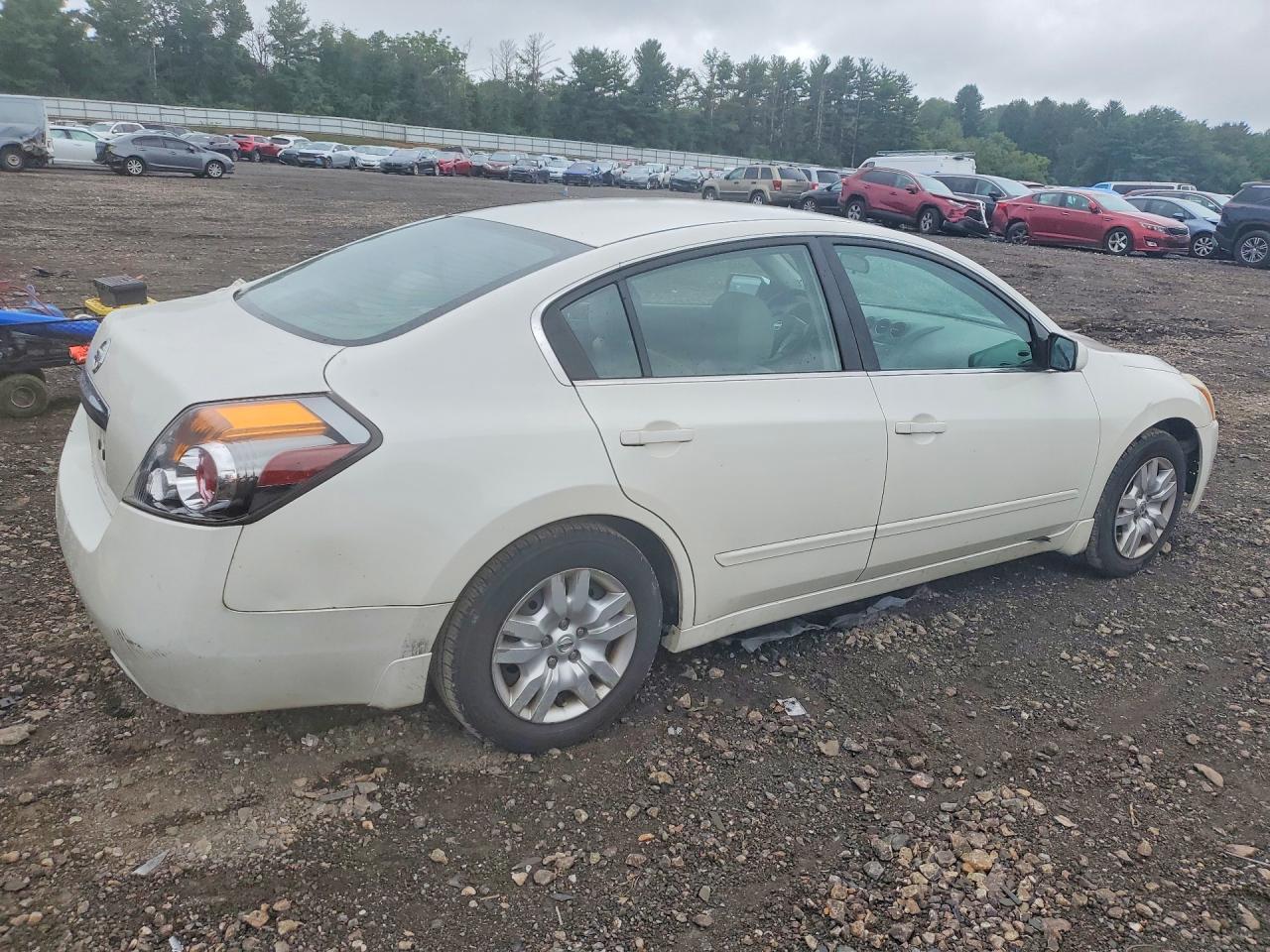 2010 Nissan Altima 2.5 White vin: 1N4AL2AP7AN555699