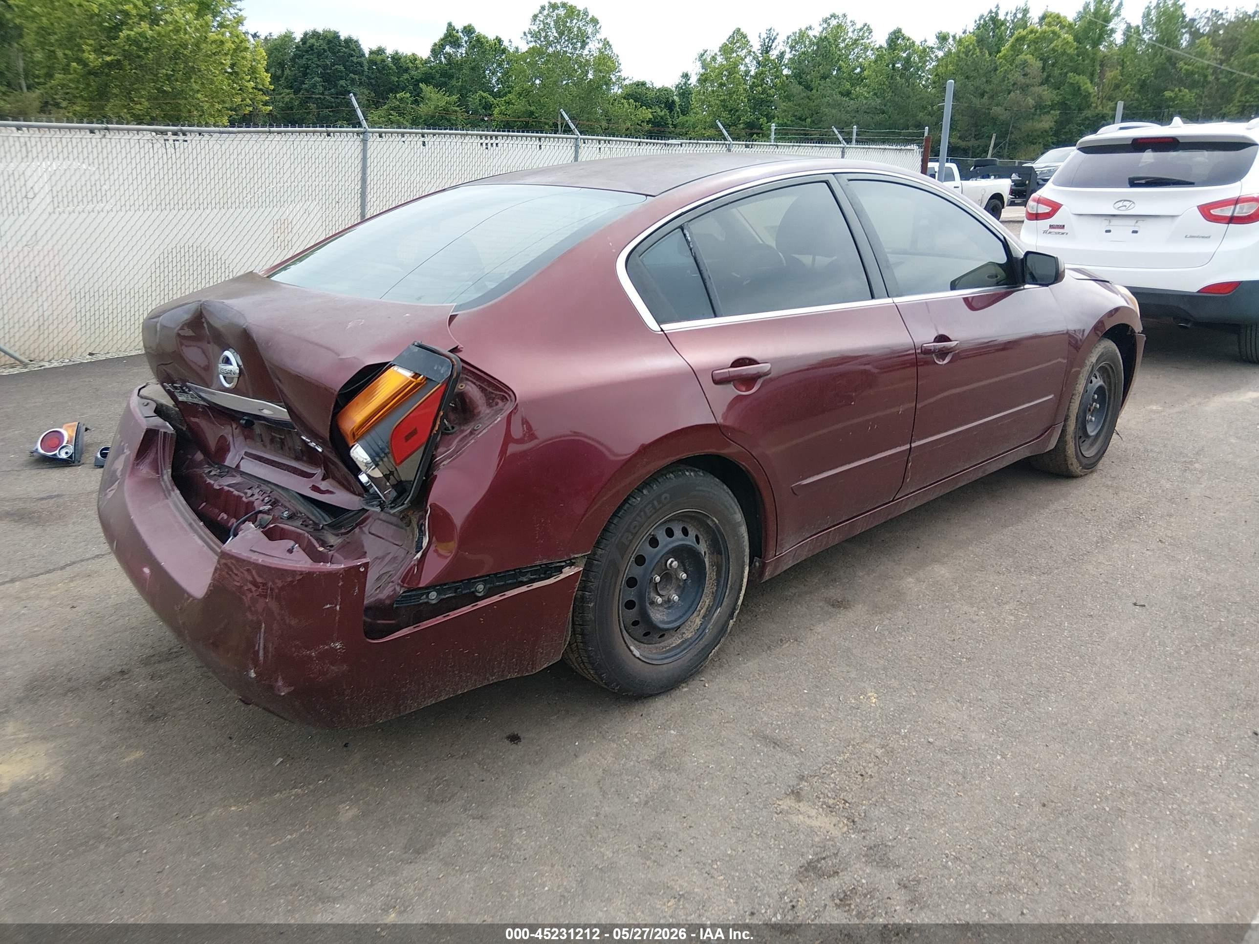 2011 Nissan Altima 2.5 S Maroon vin: 1N4AL2AP7BC112675