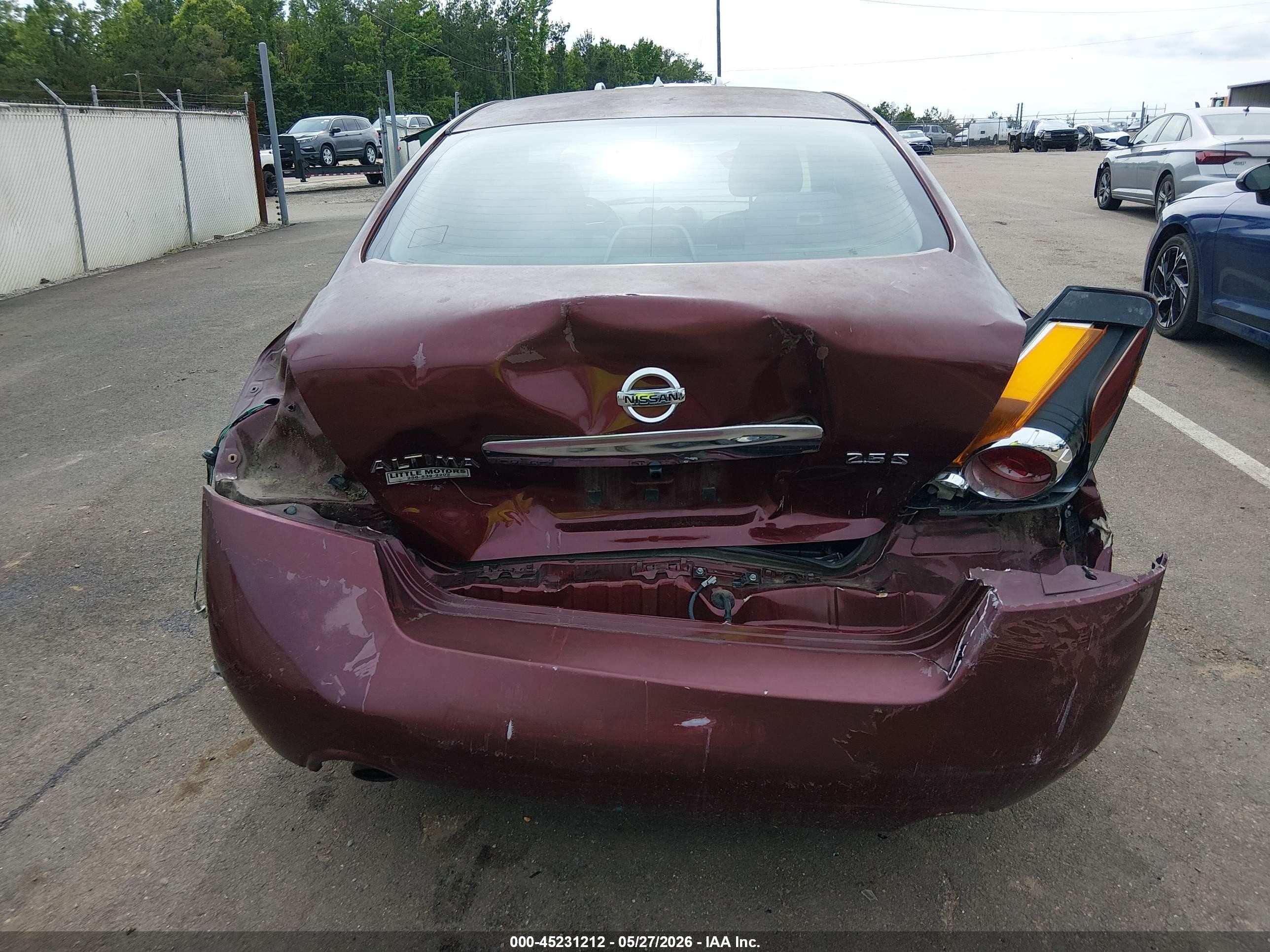2011 Nissan Altima 2.5 S Maroon vin: 1N4AL2AP7BC112675