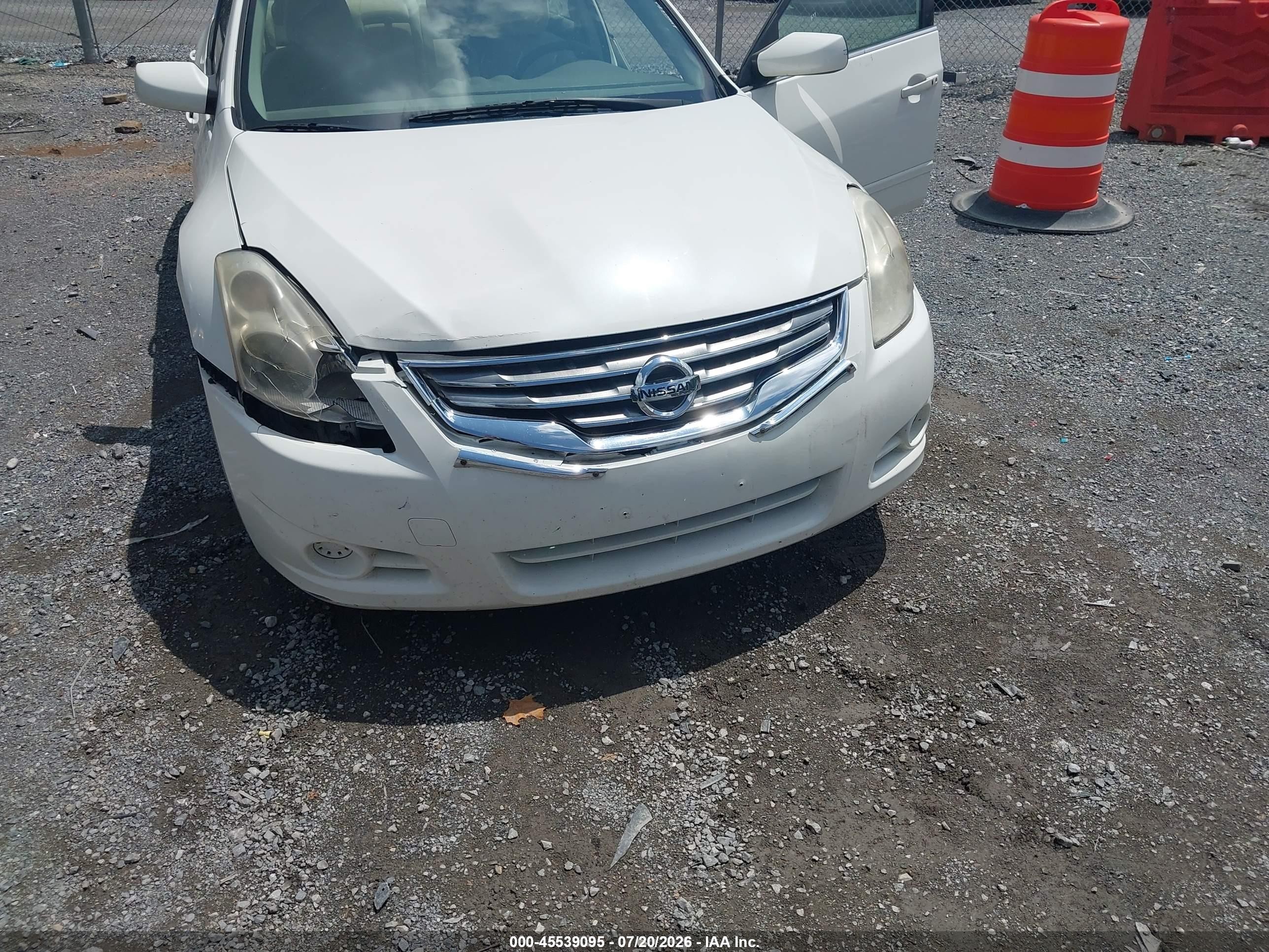 2011 Nissan Altima 2.5 S White vin: 1N4AL2AP7BC145756