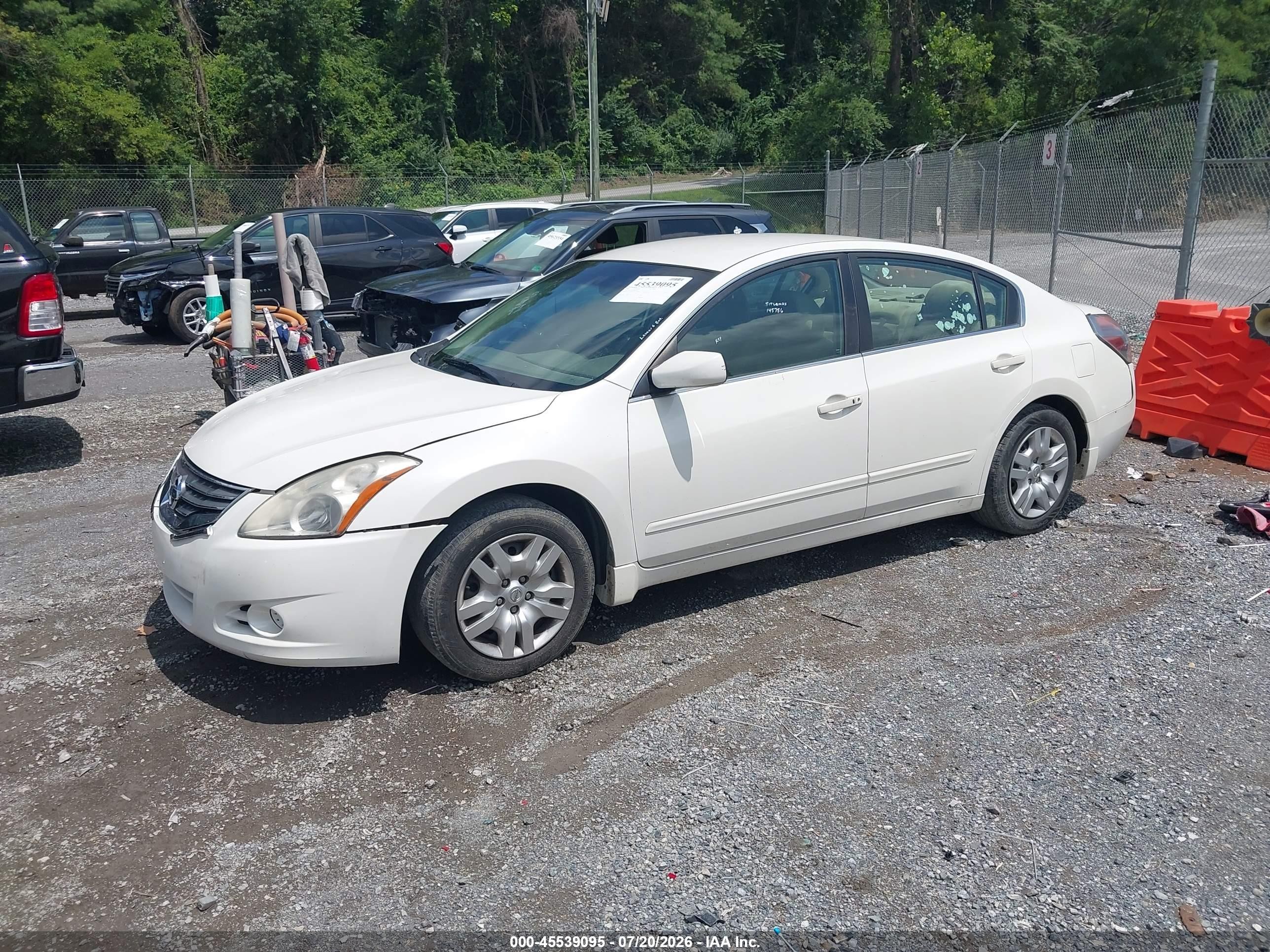 2011 Nissan Altima 2.5 S White vin: 1N4AL2AP7BC145756
