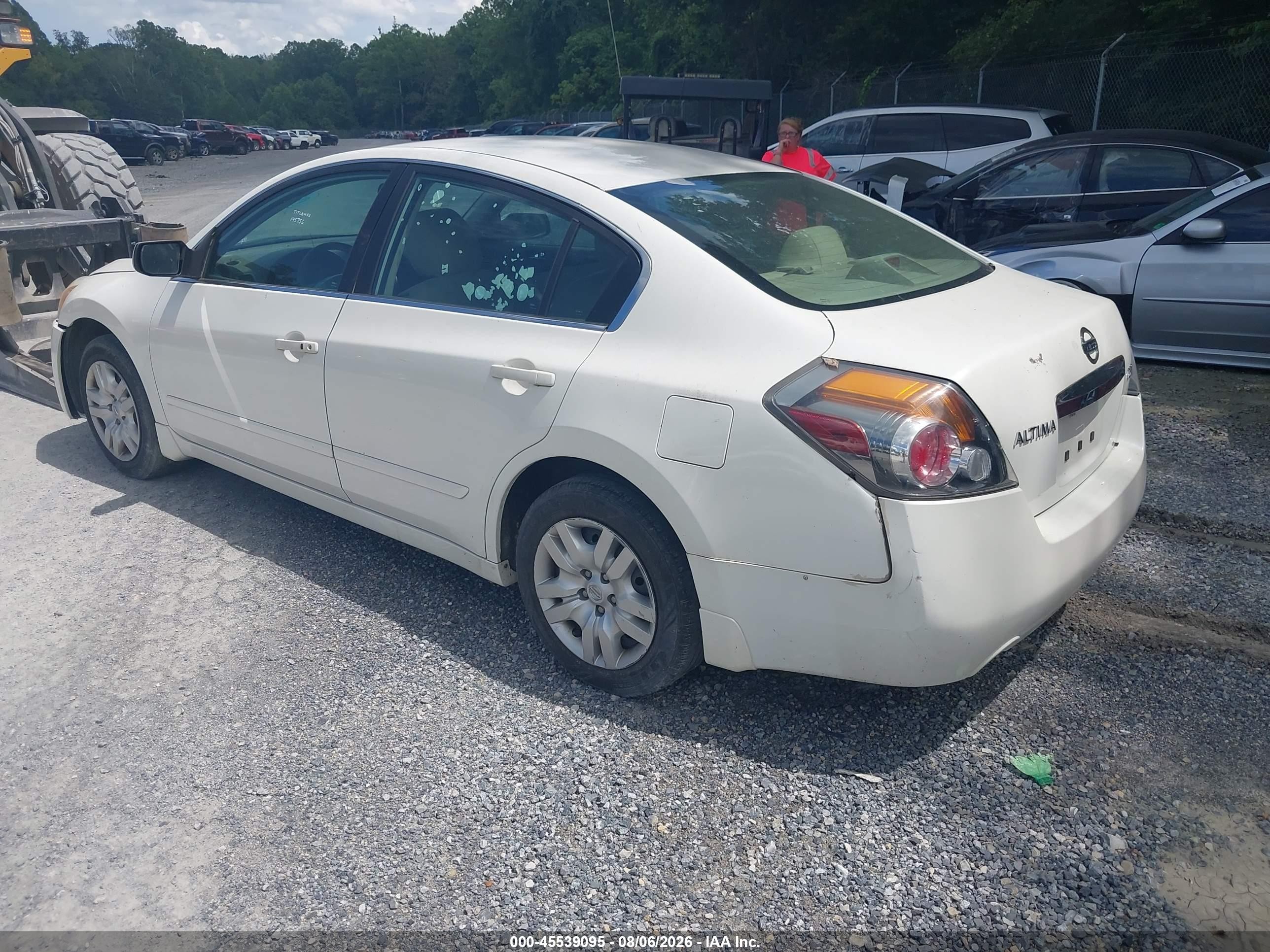 2011 Nissan Altima 2.5 S White vin: 1N4AL2AP7BC145756