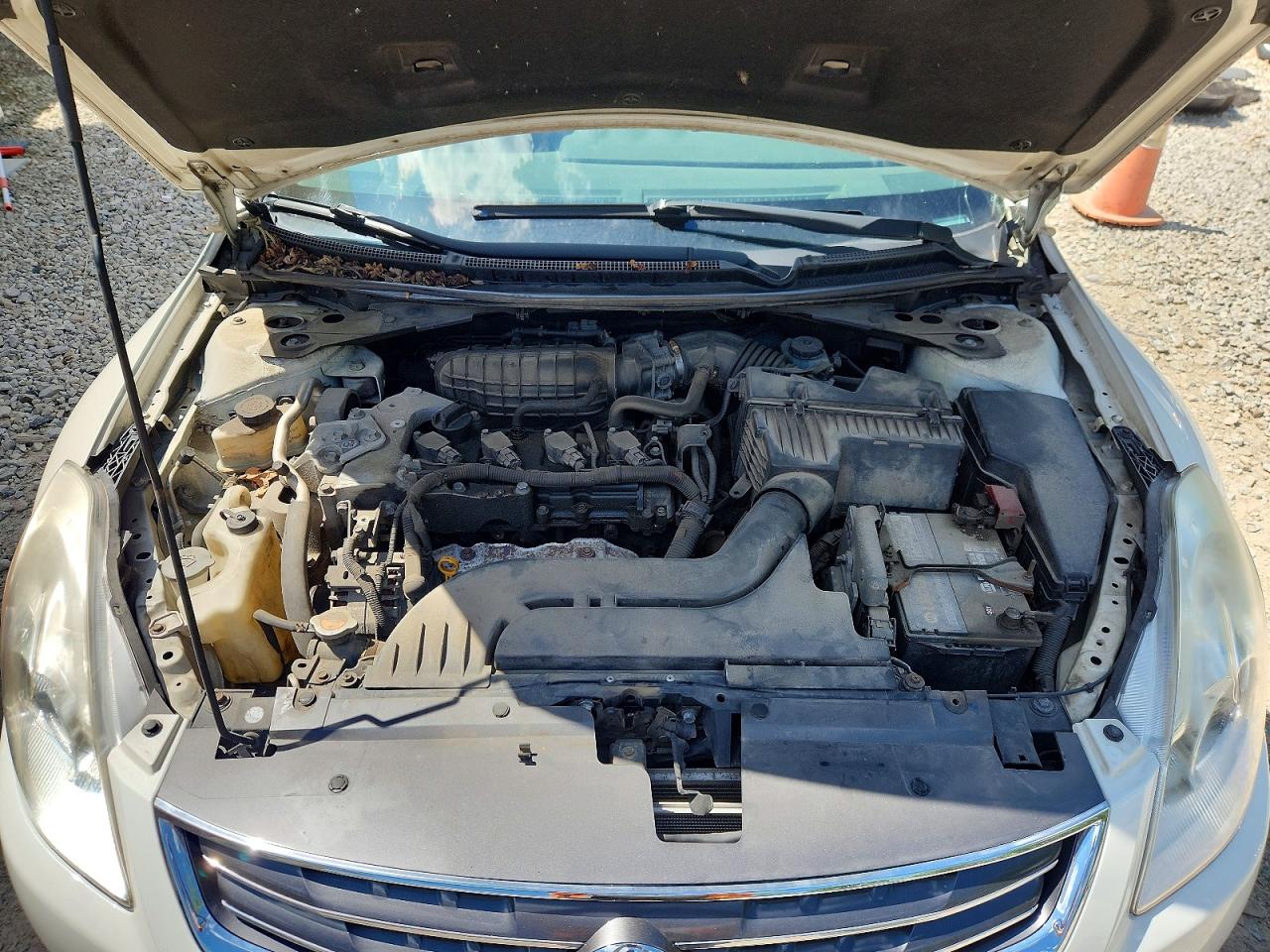 2011 Nissan Altima 2.5 White vin: 1N4AL2AP7BC147250