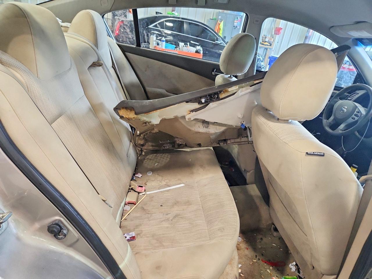 2011 Nissan Altima 2.5 Gold vin: 1N4AL2AP7BC149600