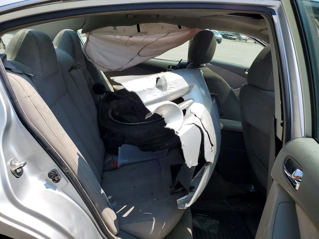 2011 Nissan Altima 2.5 Серебряный vin: 1N4AL2AP7BN422264