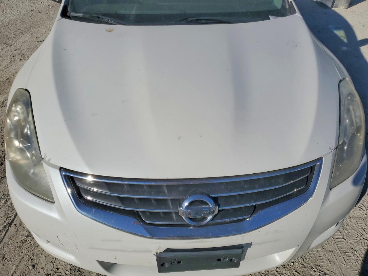 2011 Nissan Altima Base White vin: 1N4AL2AP7BN429988