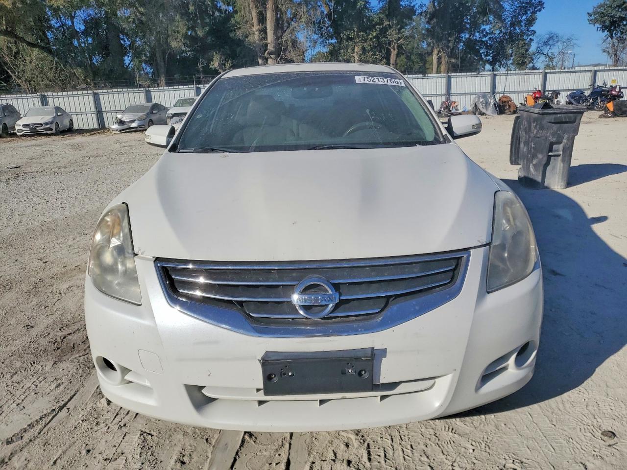 2011 Nissan Altima Base White vin: 1N4AL2AP7BN429988