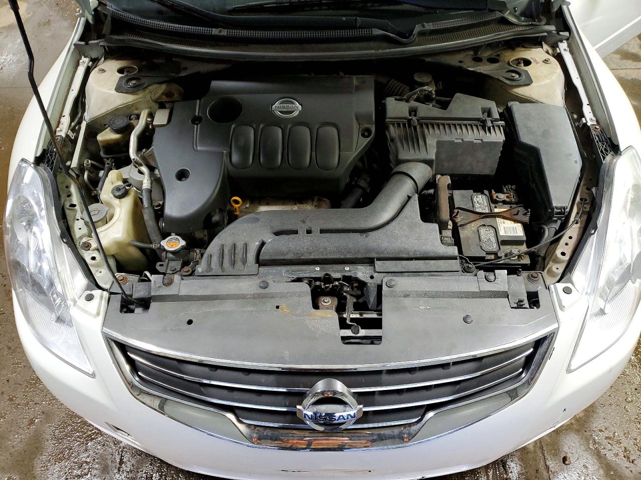 2011 Nissan Altima 2.5 Белый vin: 1N4AL2AP7BN435872