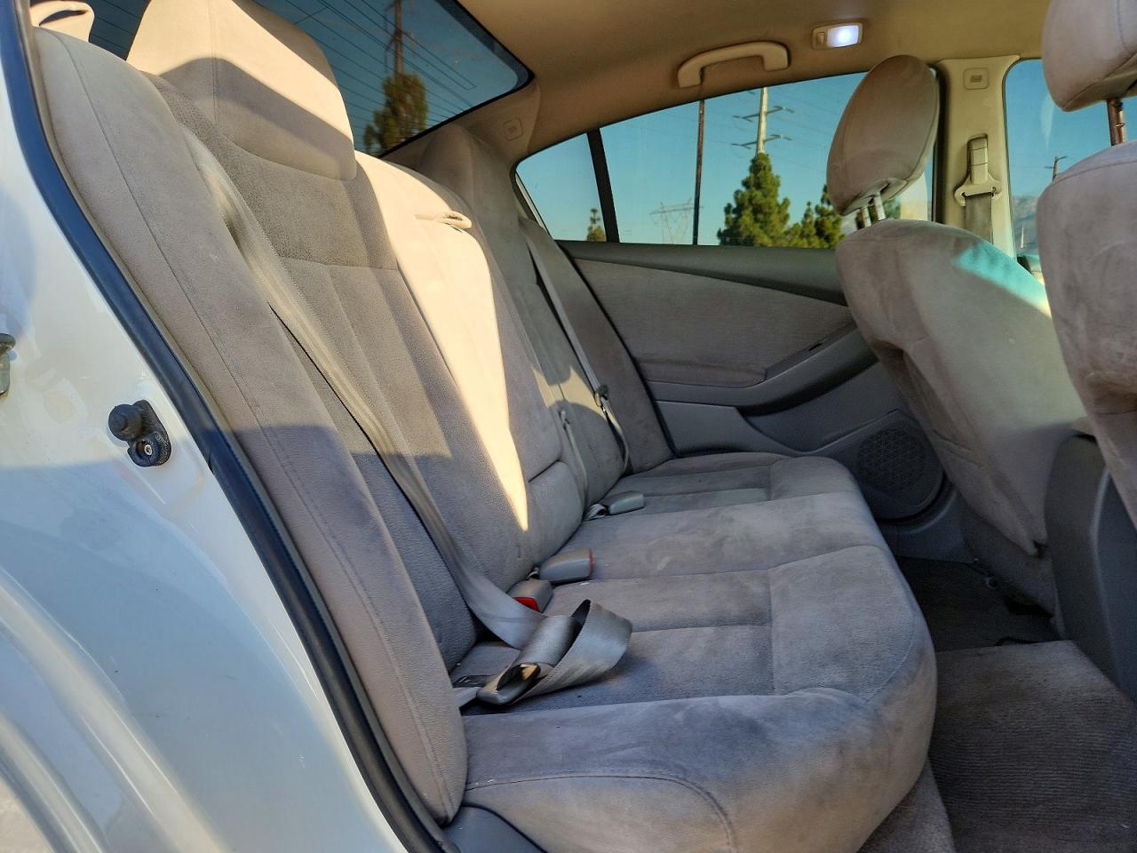 2011 Nissan Altima 2.5 White vin: 1N4AL2AP7BN436990