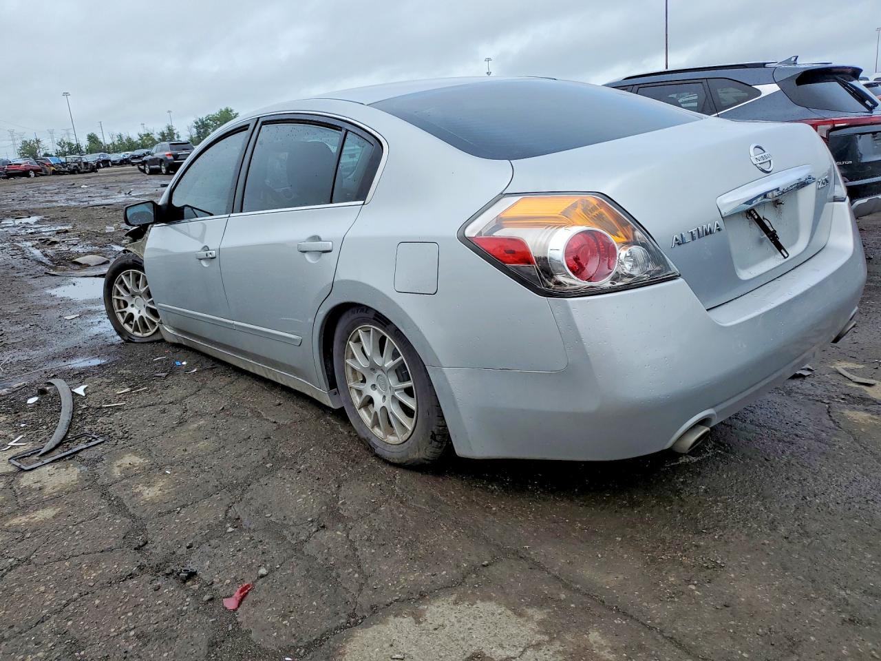 2011 Nissan Altima 2.5 Silver vin: 1N4AL2AP7BN443342
