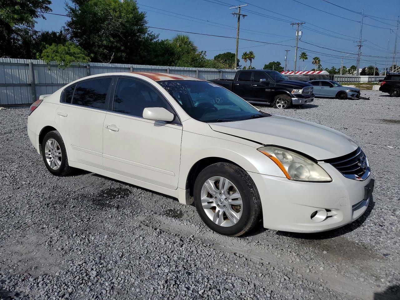 2011 Nissan Altima White vin: 1N4AL2AP7BN448413