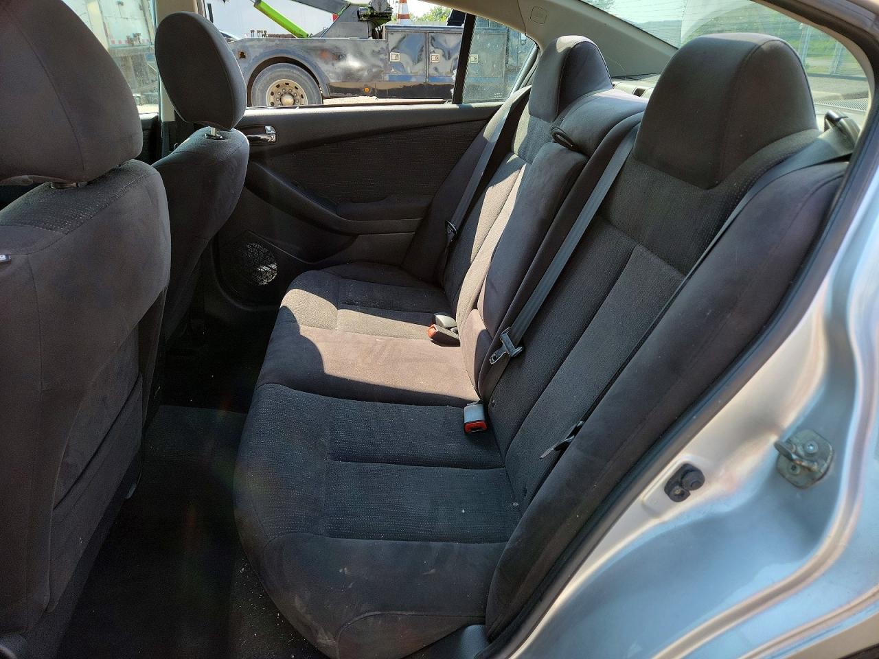 2011 Nissan Altima 2.5 Silver vin: 1N4AL2AP7BN485753