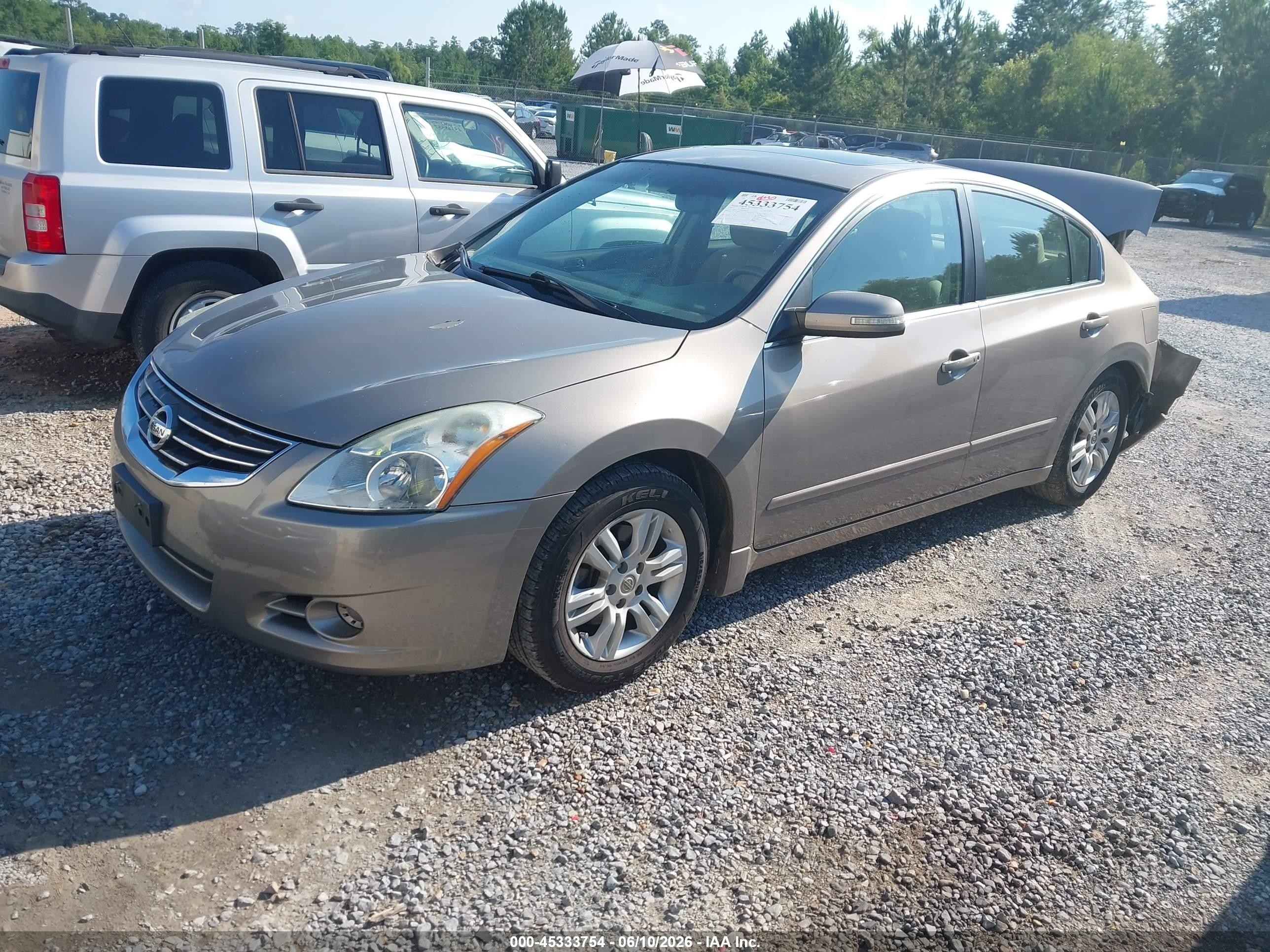 2011 Nissan Altima 2.5 S Cream vin: 1N4AL2AP7BN488474