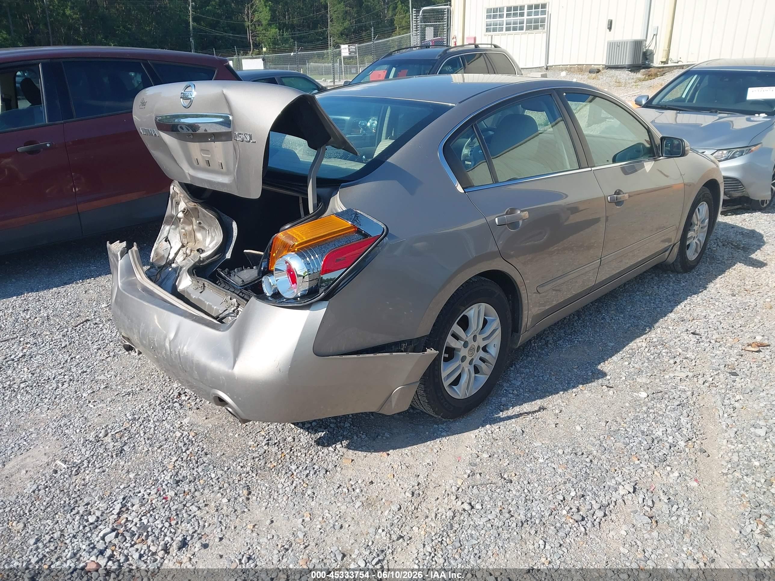 2011 Nissan Altima 2.5 S Cream vin: 1N4AL2AP7BN488474