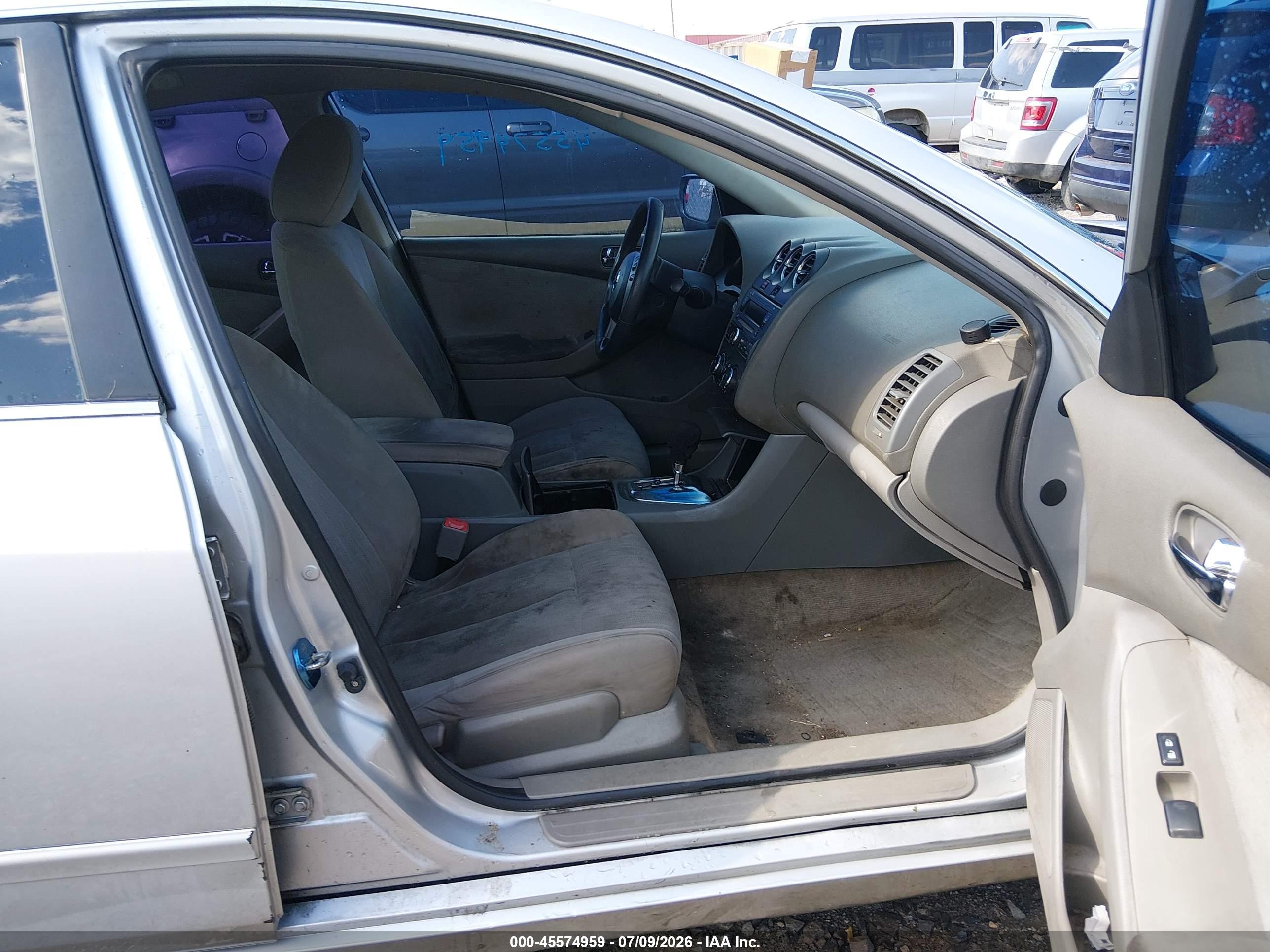 2011 Nissan Altima 2.5 S Silver vin: 1N4AL2AP7BN507122