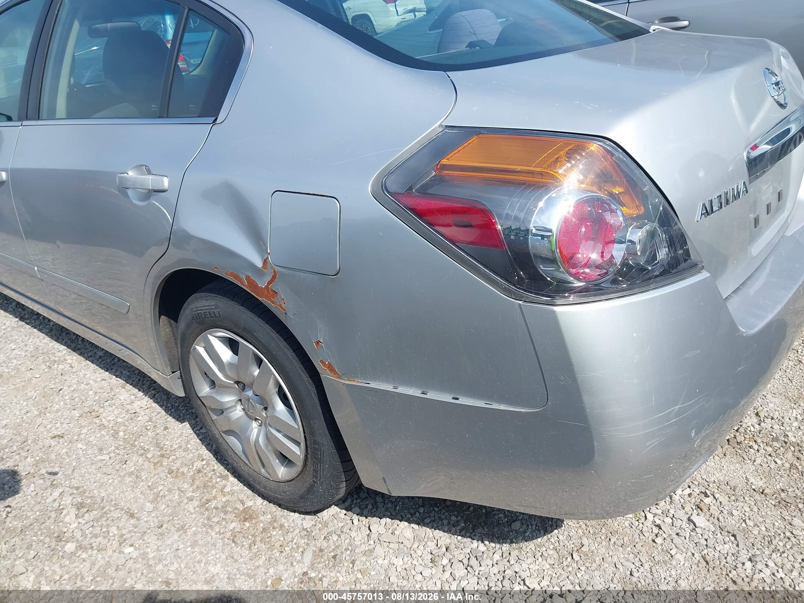 2012 Nissan Altima 2.5 S Silver vin: 1N4AL2AP7CC127307