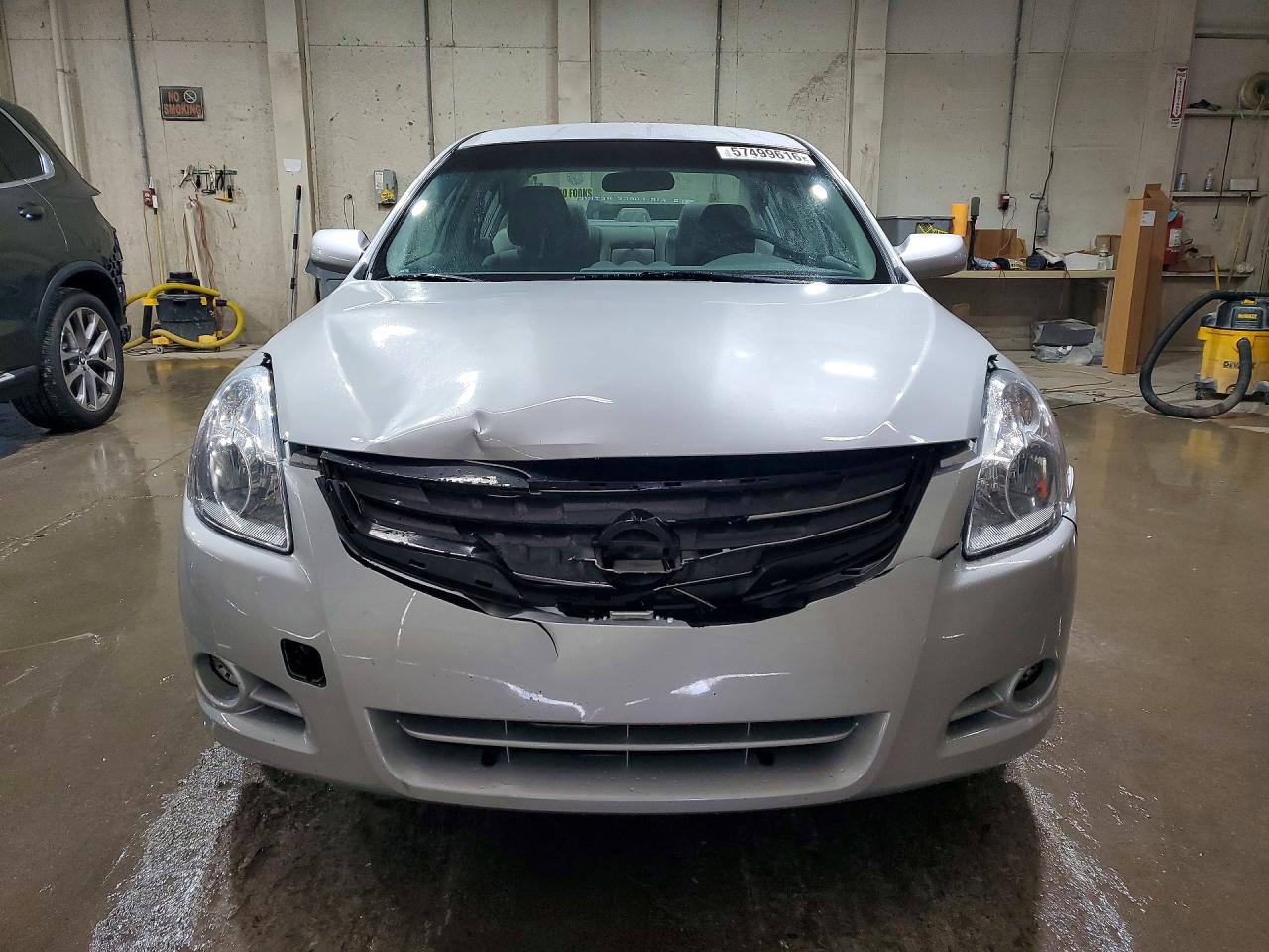 2012 Nissan Altima 2.5 Silver vin: 1N4AL2AP7CC175468