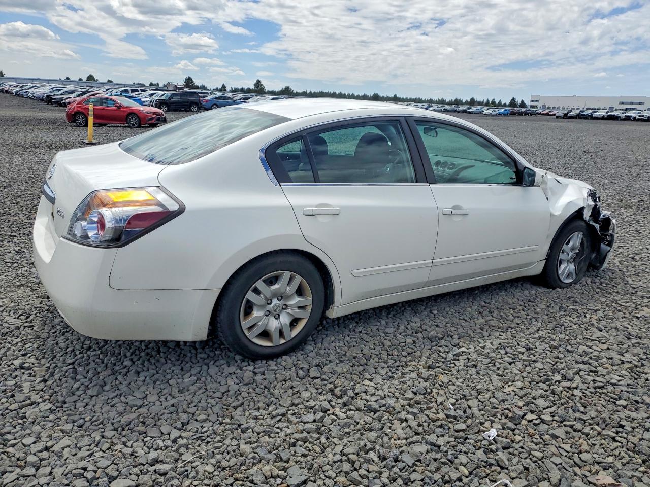 2012 Nissan Altima 2.5 White vin: 1N4AL2AP7CC259614