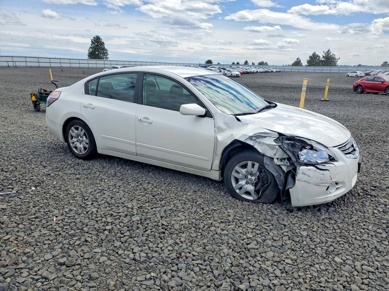 2012 Nissan Altima 2.5 White vin: 1N4AL2AP7CC259614