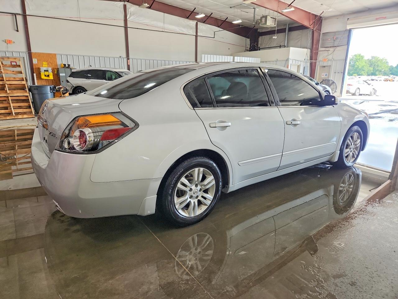 2012 Nissan Altima 2.5 Silver vin: 1N4AL2AP7CN413727