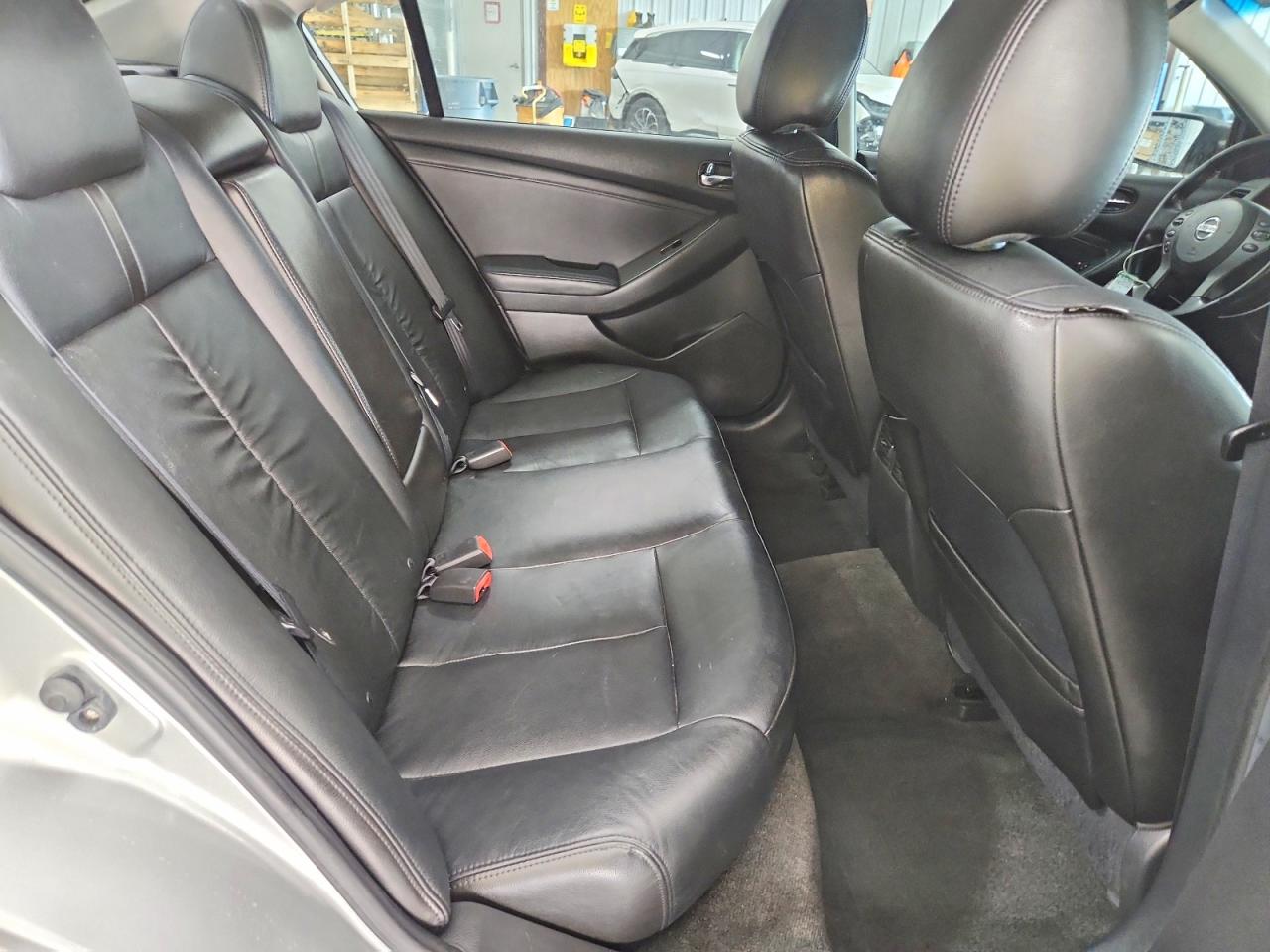 2012 Nissan Altima 2.5 Silver vin: 1N4AL2AP7CN413727