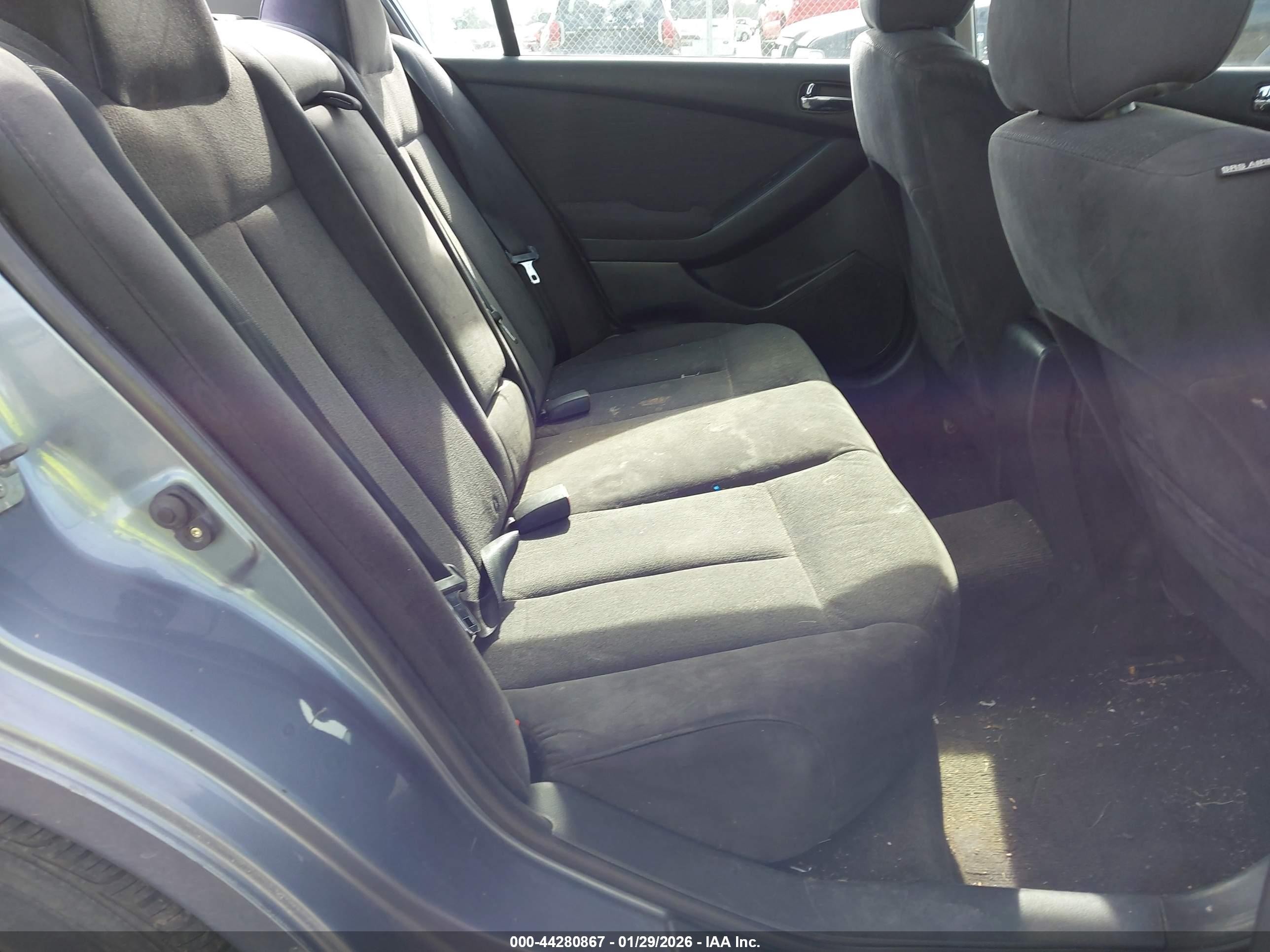 2012 Nissan Altima 2.5 S Silver vin: 1N4AL2AP7CN420130