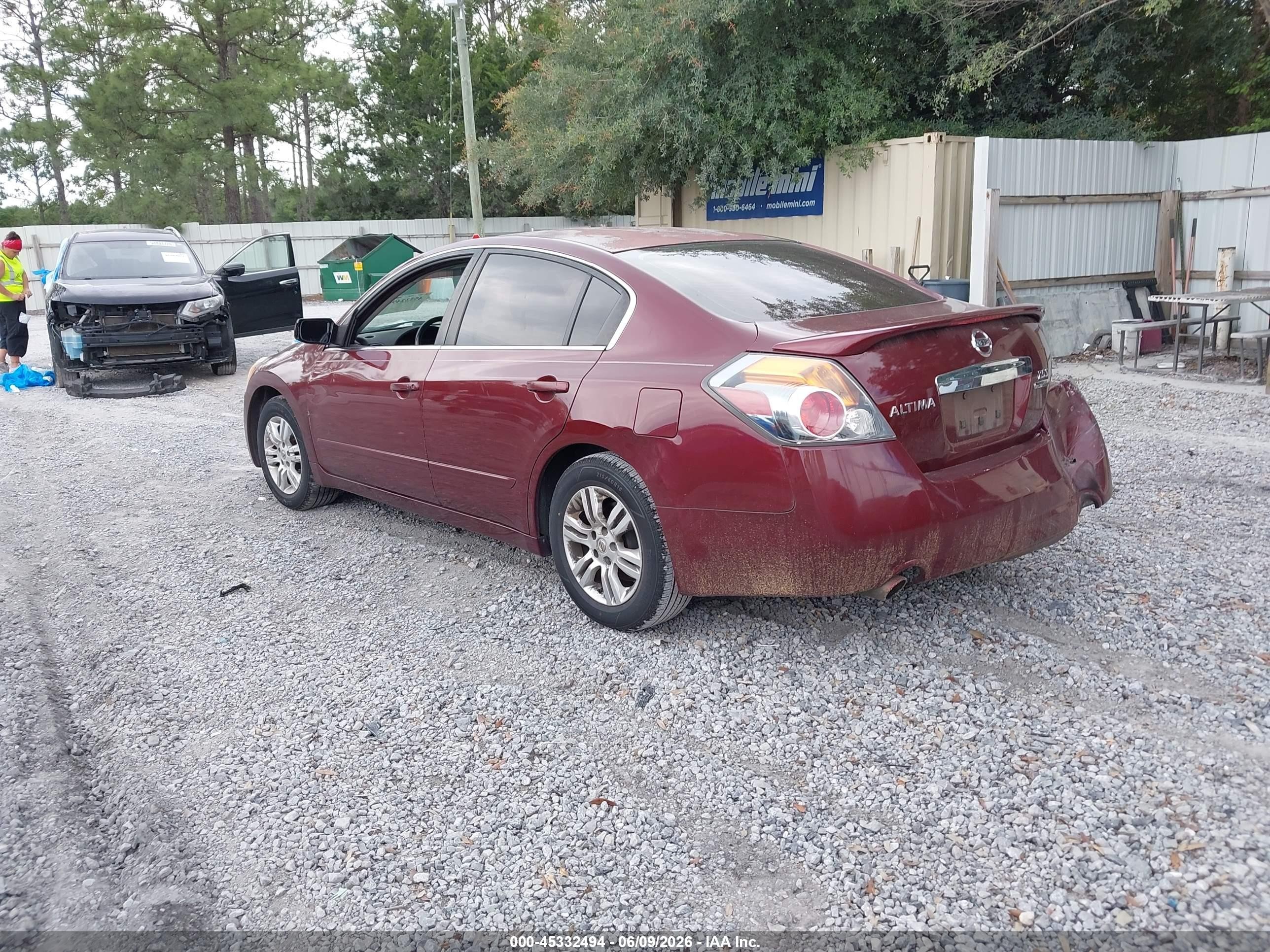 2012 Nissan Altima 2.5 S Maroon vin: 1N4AL2AP7CN436649