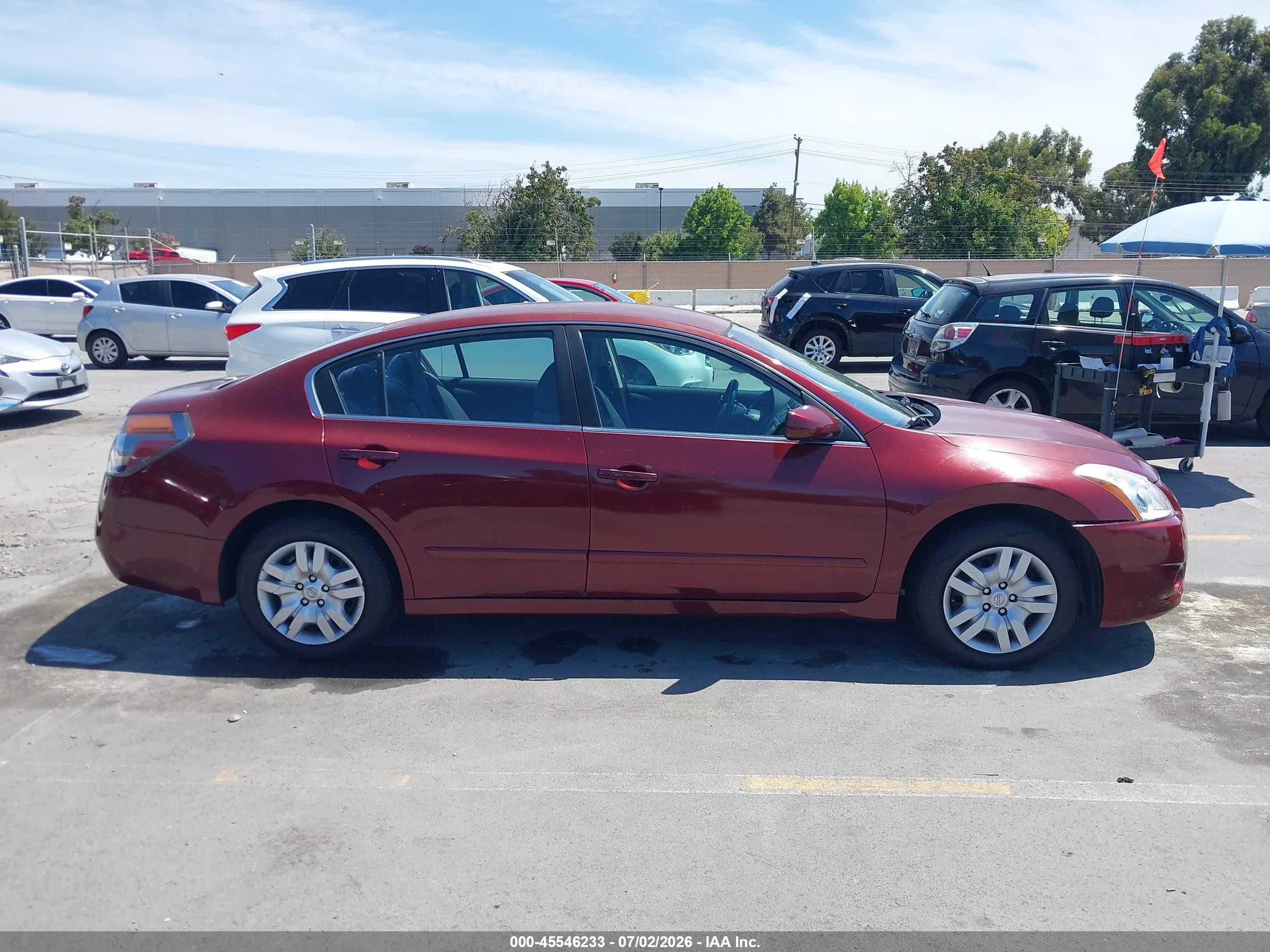 2012 Nissan Altima 2.5 S Maroon vin: 1N4AL2AP7CN482143