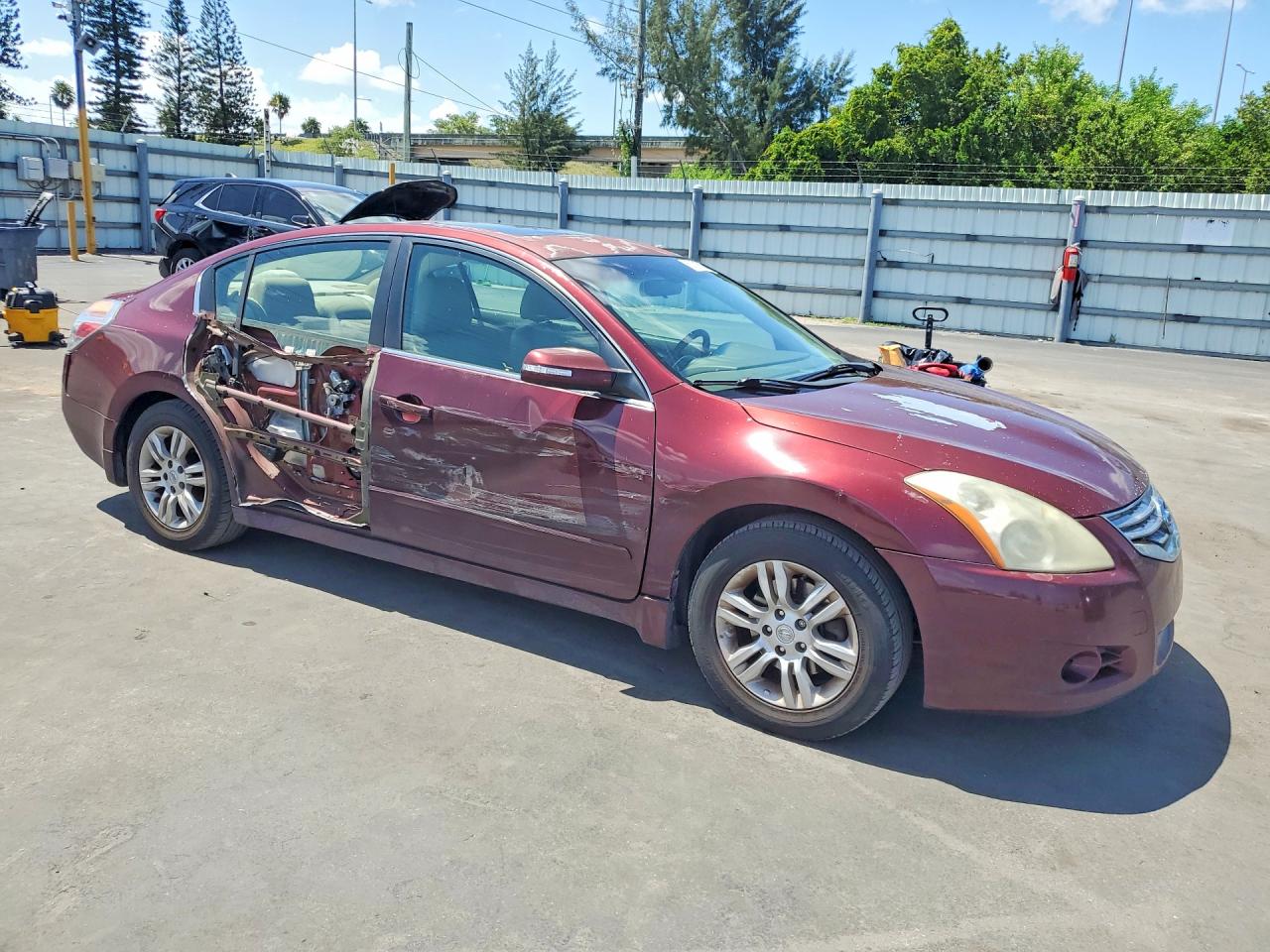 2012 Nissan Altima 2.5 Burgundy vin: 1N4AL2AP7CN495121