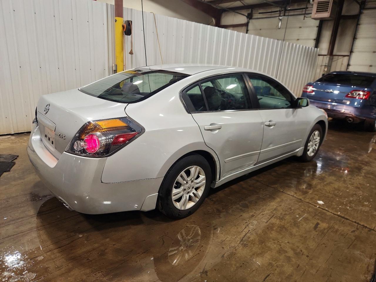 2012 Nissan Altima 2.5 Silver vin: 1N4AL2AP7CN555818