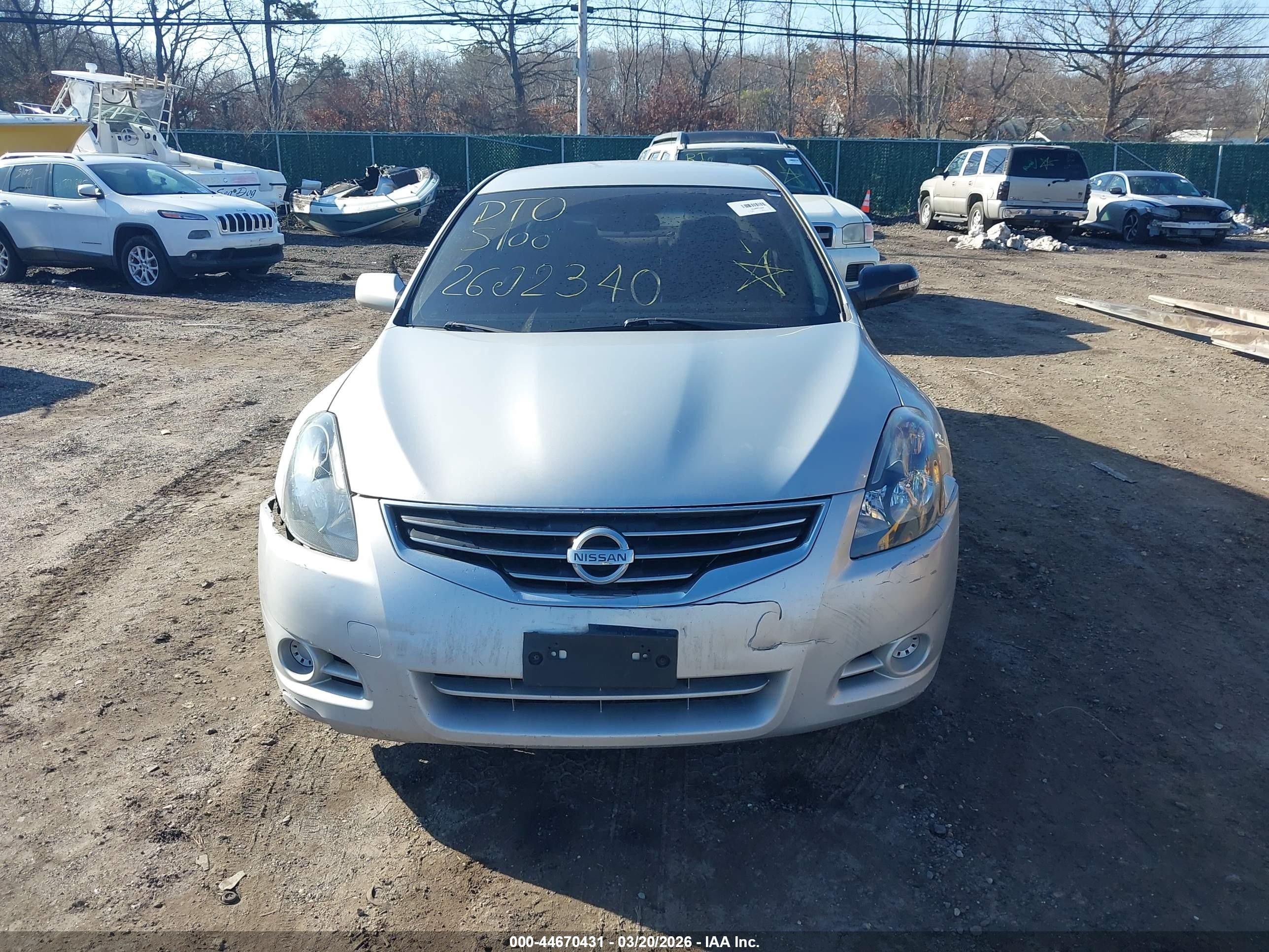 2010 Nissan Altima 2.5 Silver vin: 1N4AL2AP8AC128799
