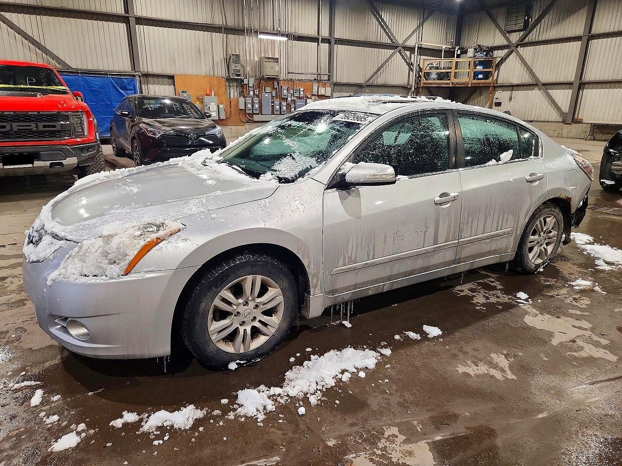 2010 Nissan Altima Серебряный vin: 1N4AL2AP8AC171975