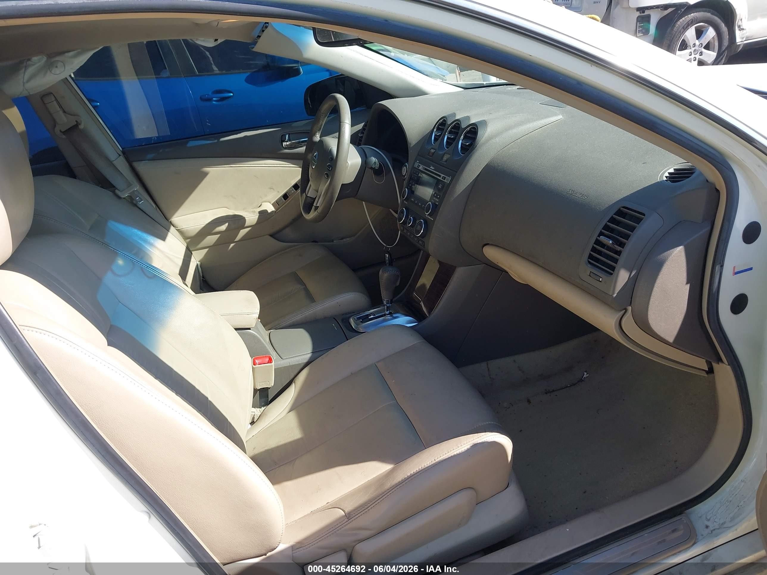 2010 Nissan Altima 2.5 S White vin: 1N4AL2AP8AC176321
