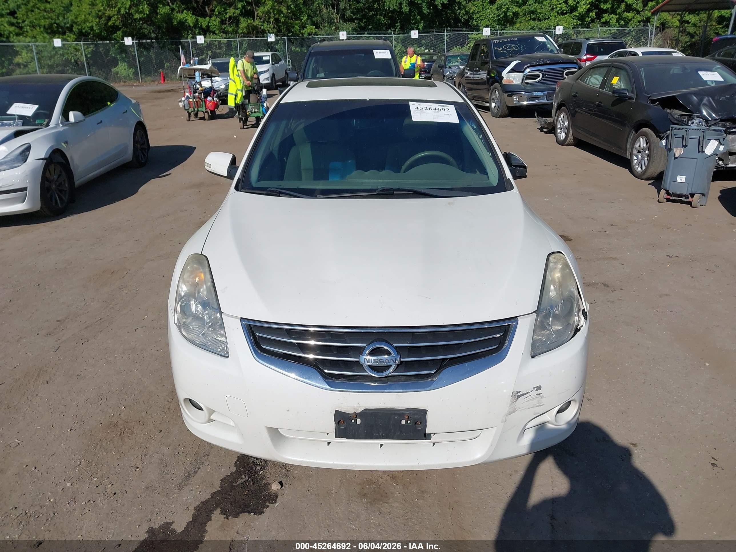 2010 Nissan Altima 2.5 S White vin: 1N4AL2AP8AC176321