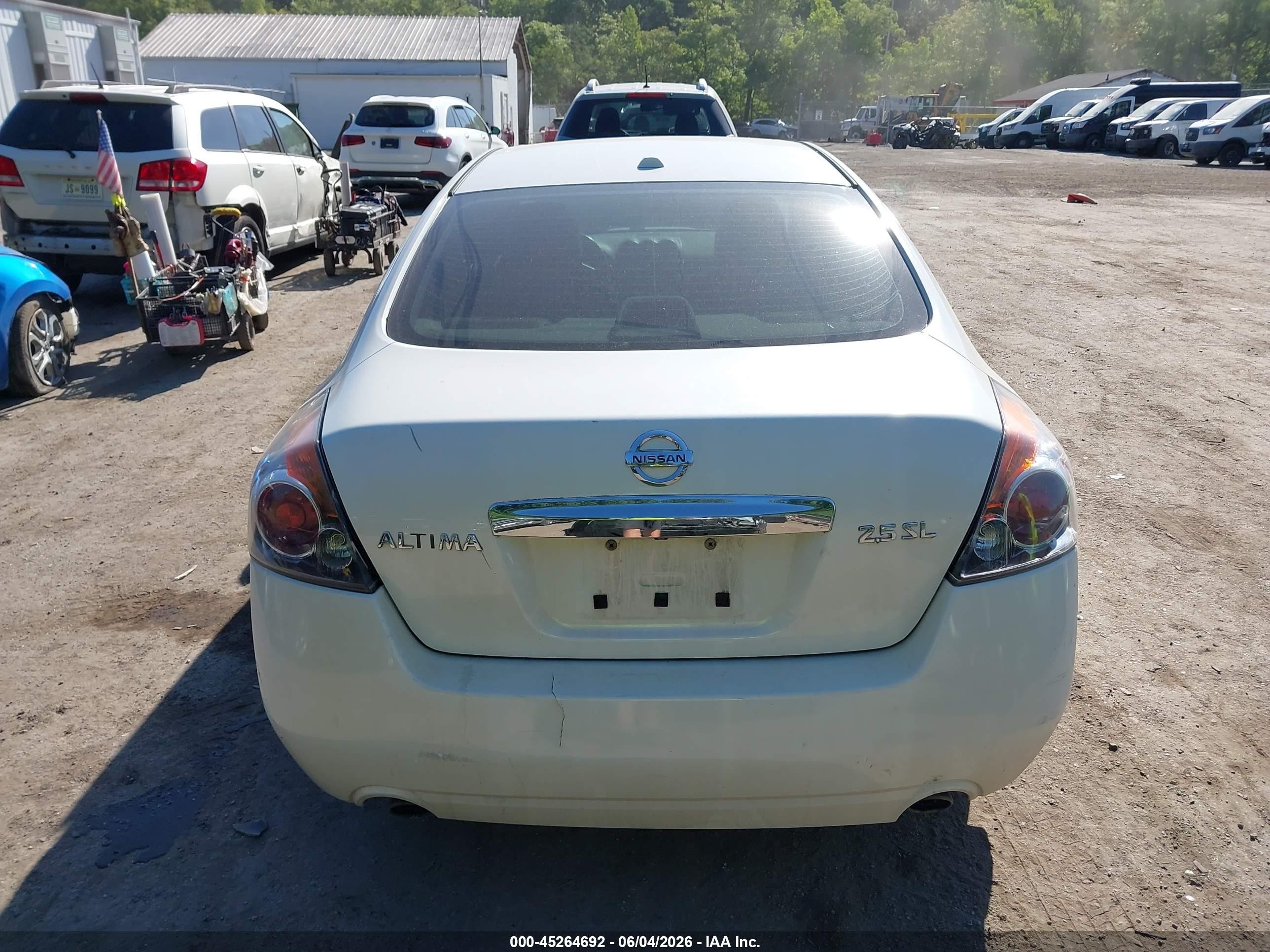 2010 Nissan Altima 2.5 S White vin: 1N4AL2AP8AC176321