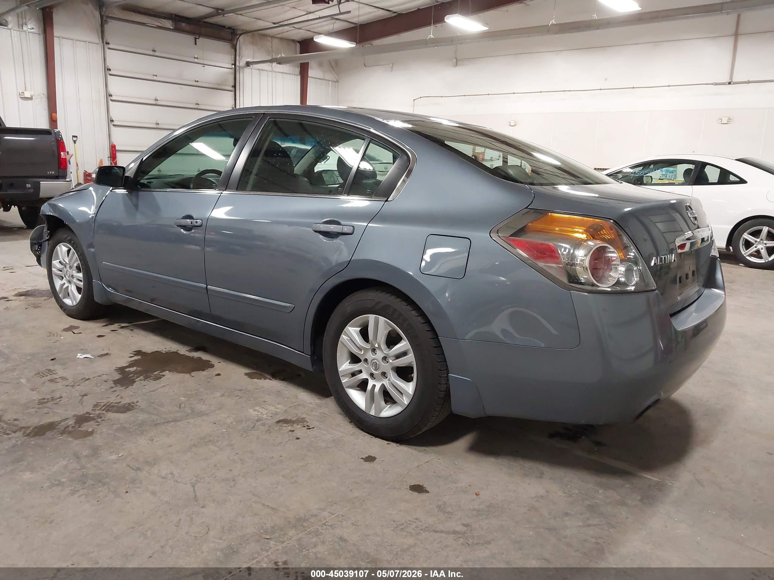 2010 Nissan Altima 2.5 S Blue vin: 1N4AL2AP8AN420540