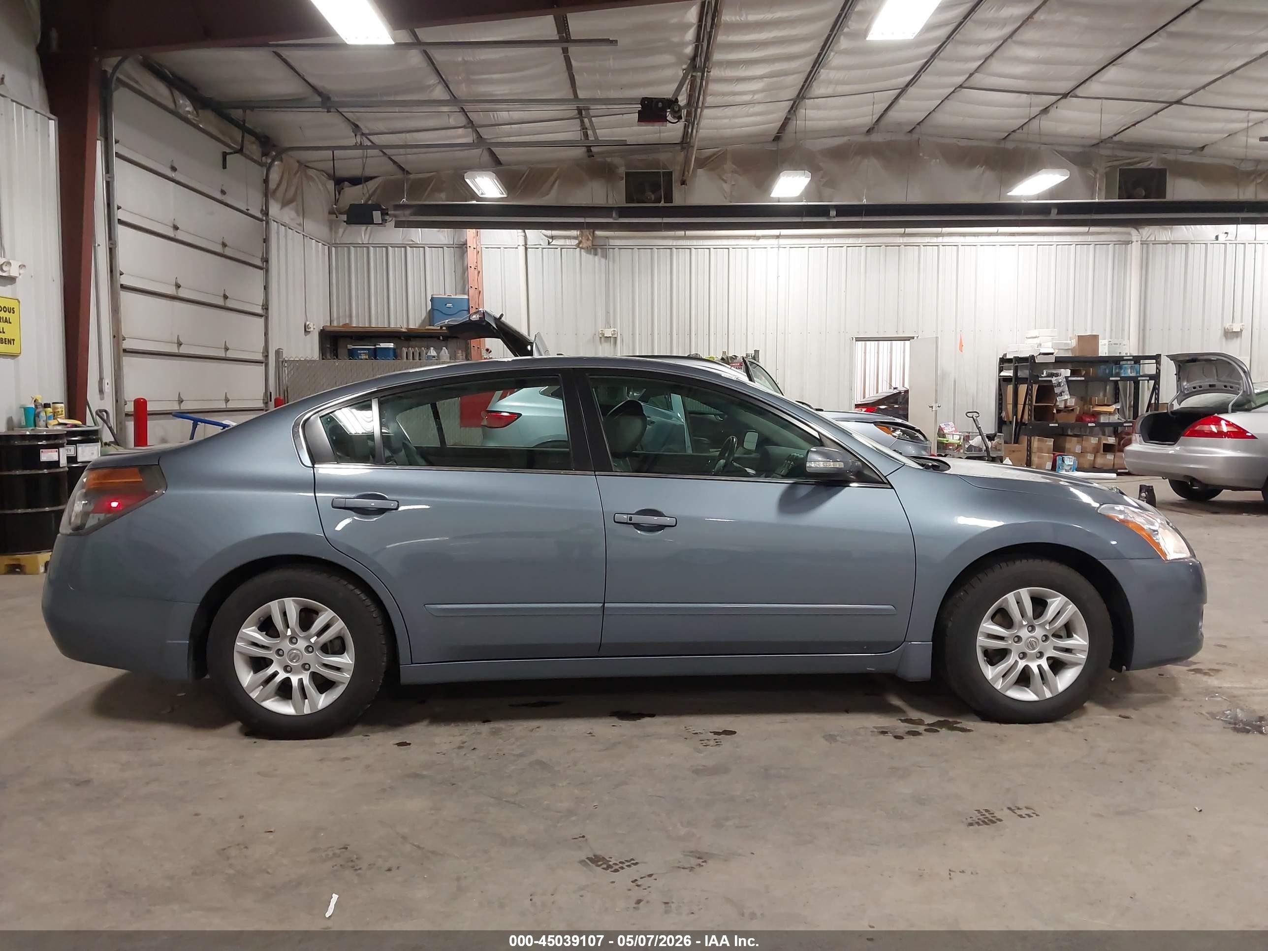 2010 Nissan Altima 2.5 S Blue vin: 1N4AL2AP8AN420540