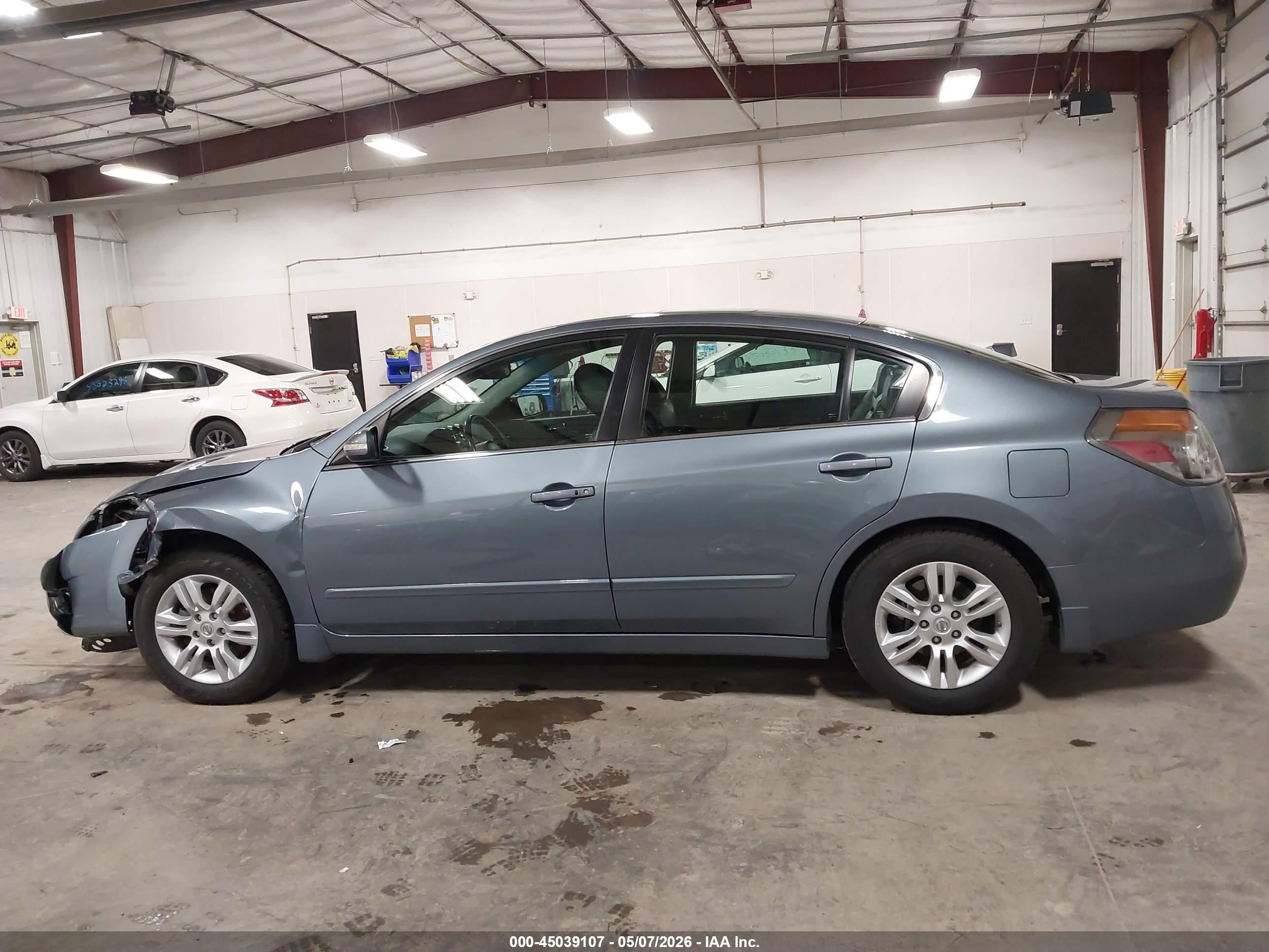 2010 Nissan Altima 2.5 S Blue vin: 1N4AL2AP8AN420540