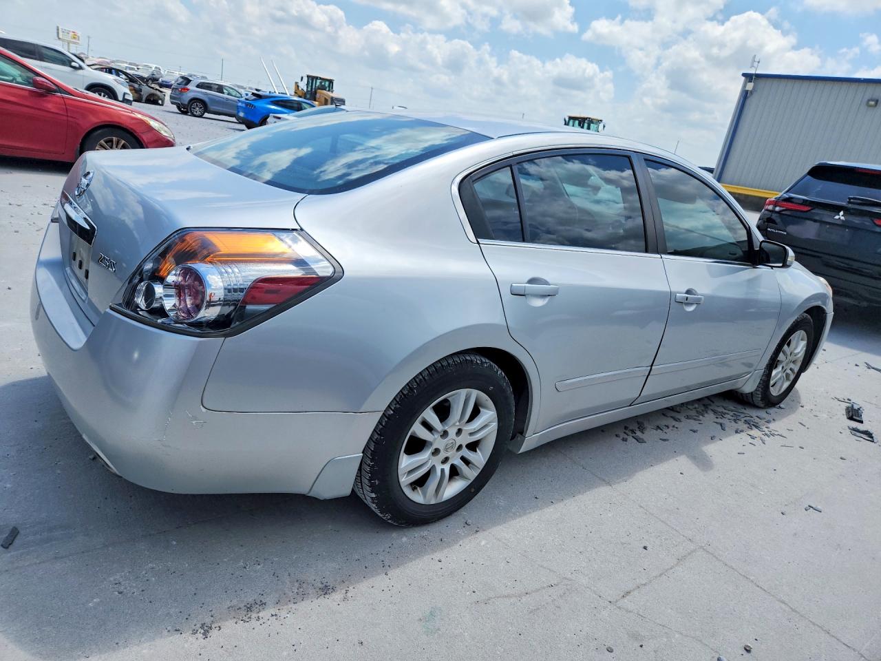2010 Nissan Altima 2.5 Silver vin: 1N4AL2AP8AN434325